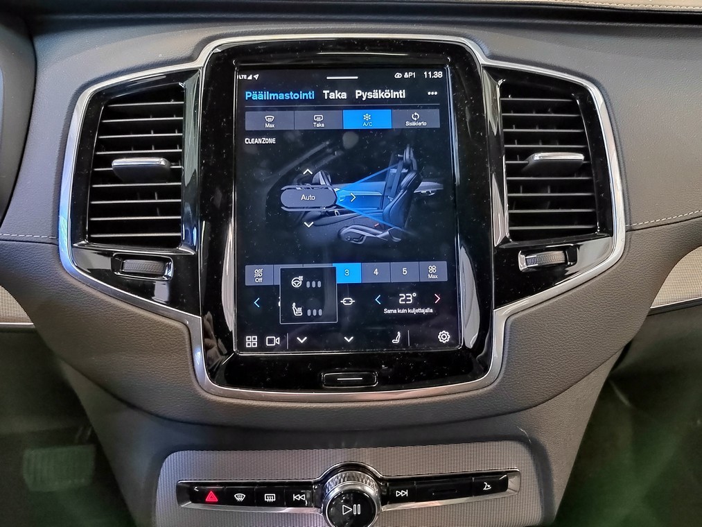 Volvo XC90 T8 AWD LONG RANGE ULTIMATE DARK TAKUU 24KK/40TKM.
