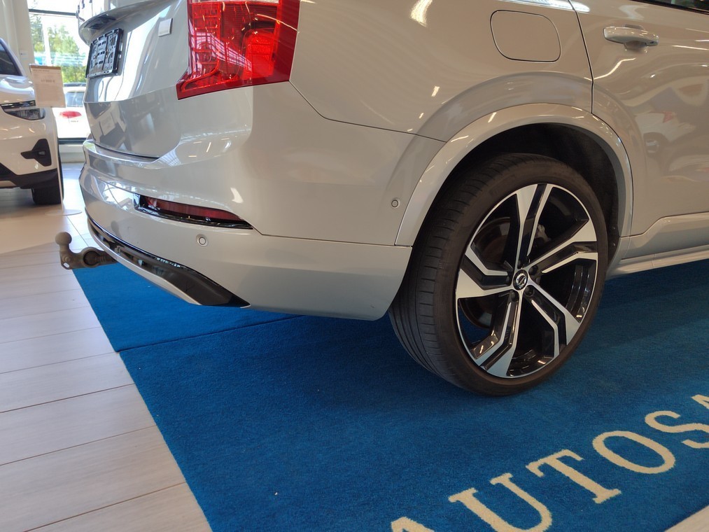 Volvo XC90 T8 AWD LONG RANGE ULTIMATE DARK TAKUU 24KK/40TKM.
