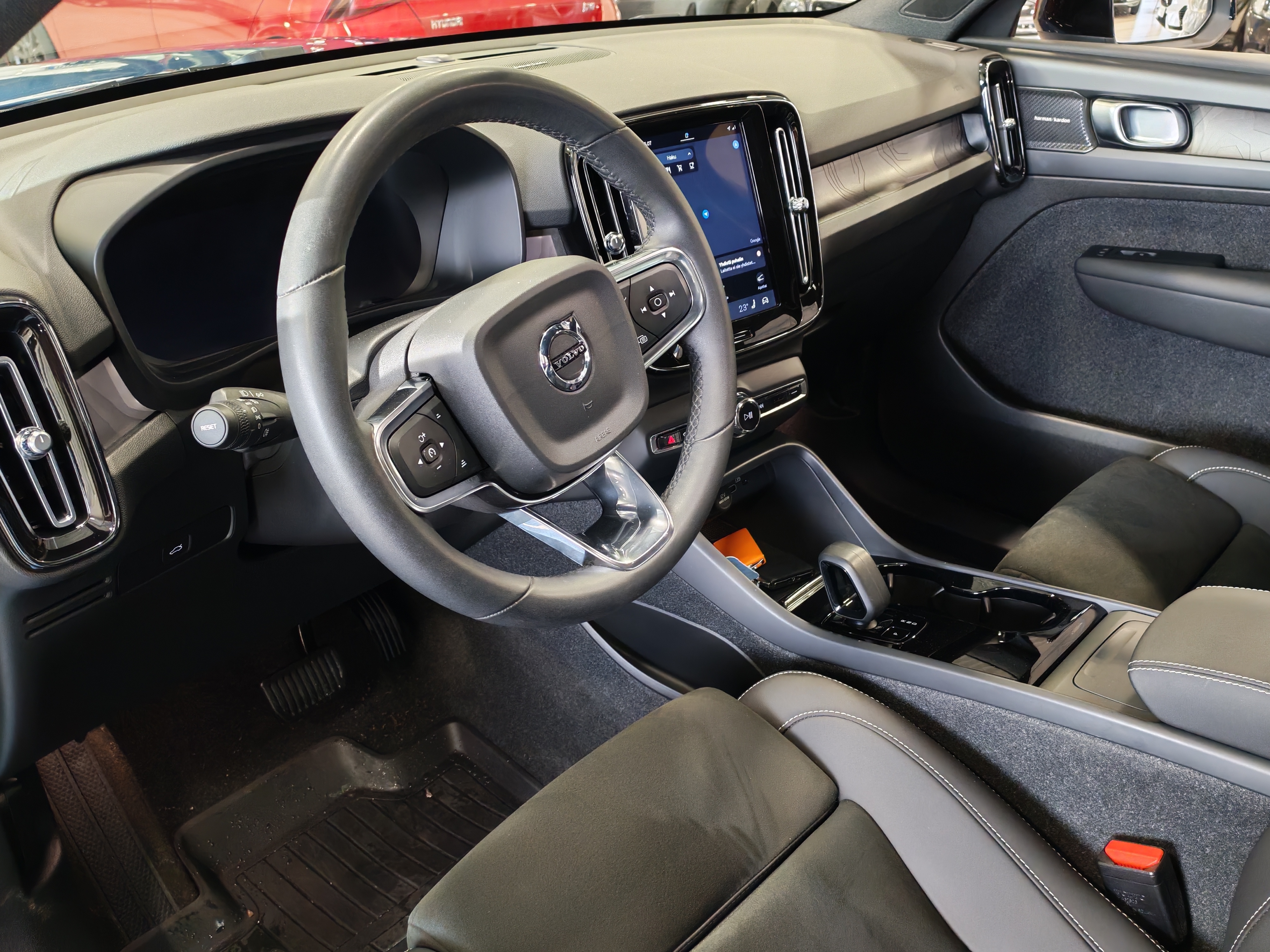 Volvo C40 RECHARGE TWIN ULTIMATE TAKUU 24KK/40TKM.