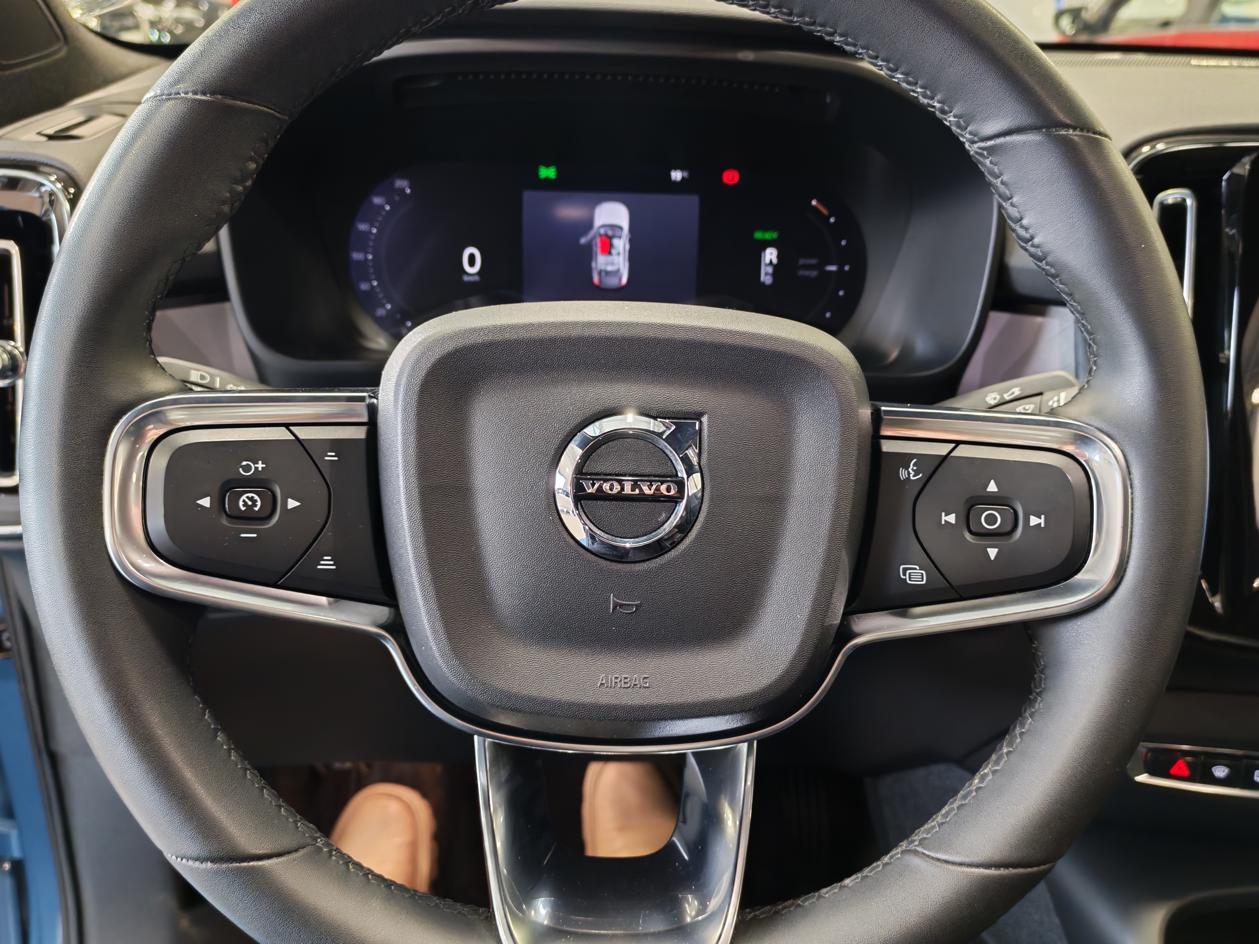 Volvo C40 RECHARGE TWIN ULTIMATE TAKUU 24KK/40TKM.