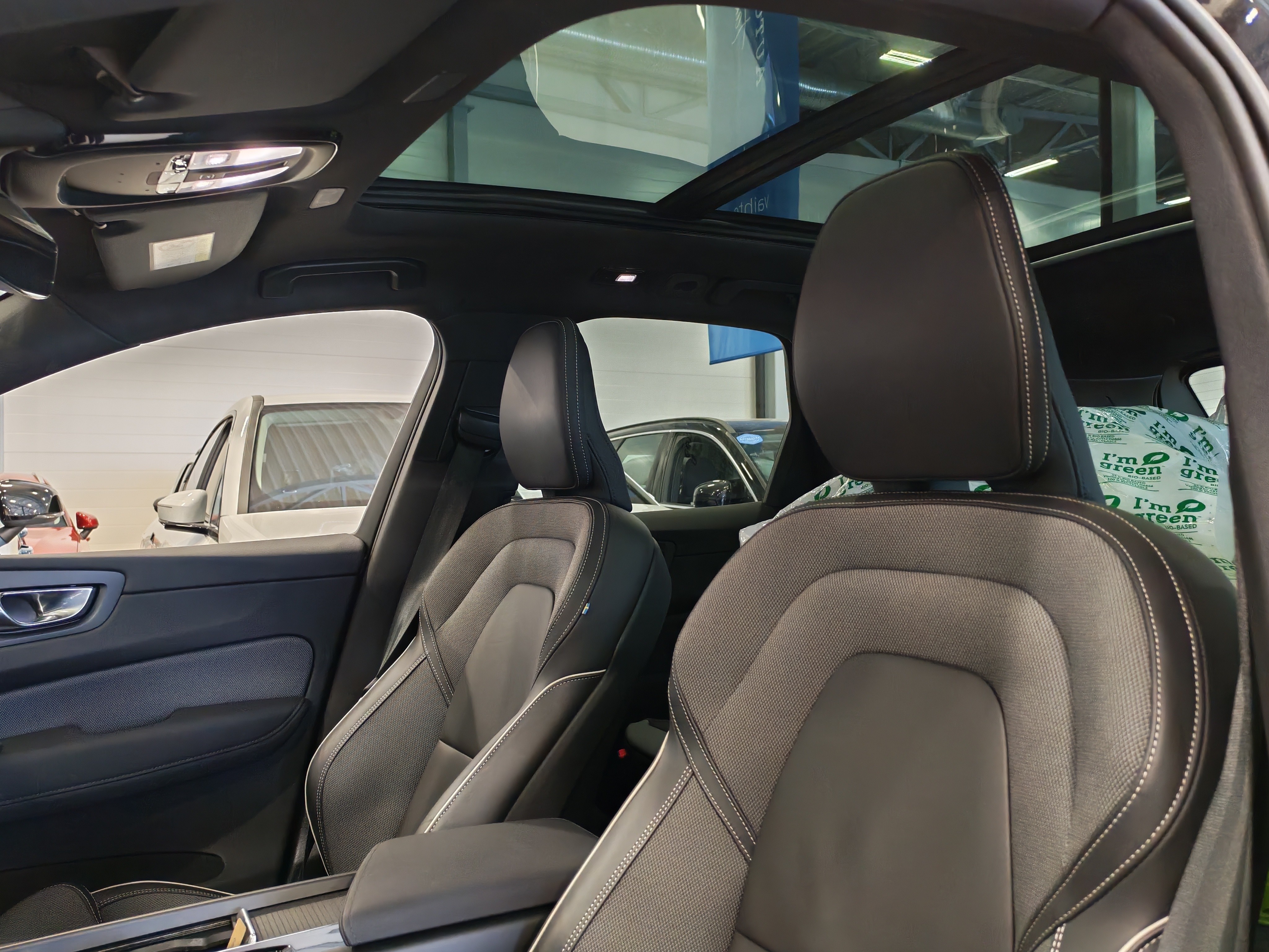 Volvo XC60 T6 AWD LONG RANGE PLUS BLACK EDITION