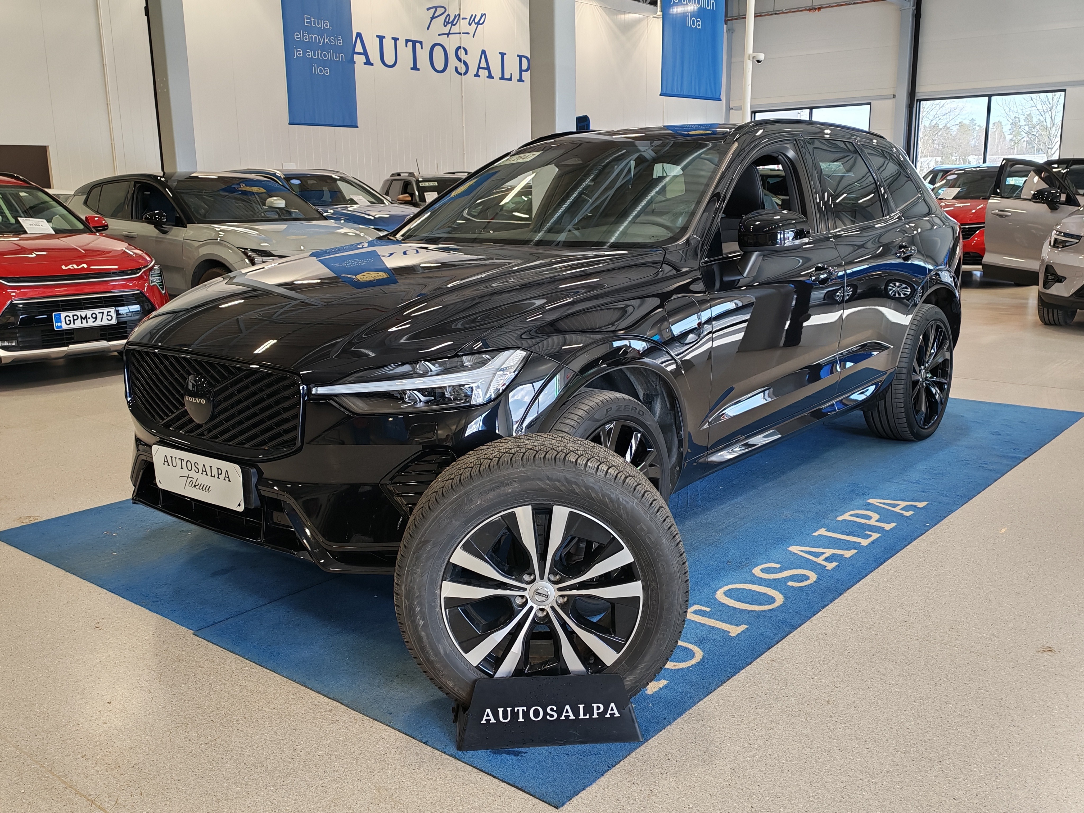 Volvo XC60 T6 AWD LONG RANGE PLUS BLACK EDITION