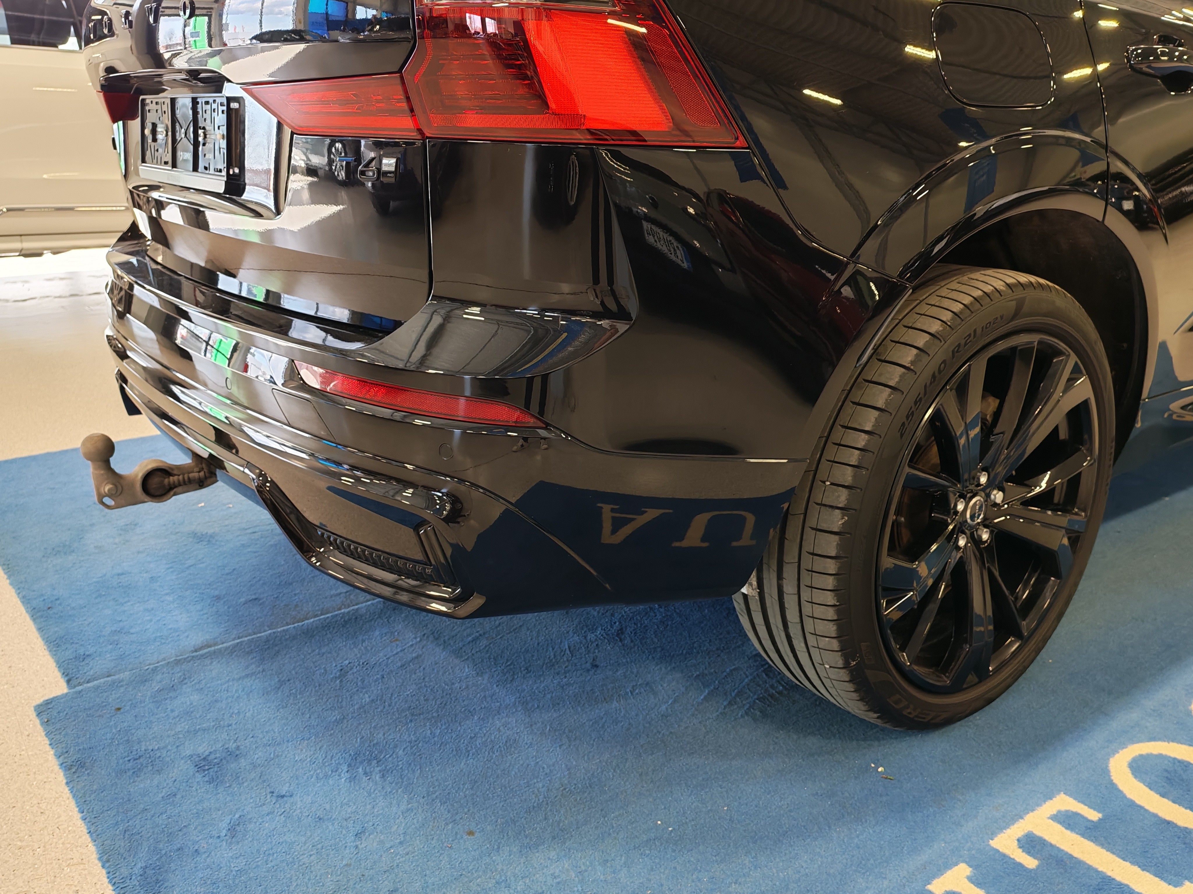 Volvo XC60 T6 AWD LONG RANGE PLUS BLACK EDITION