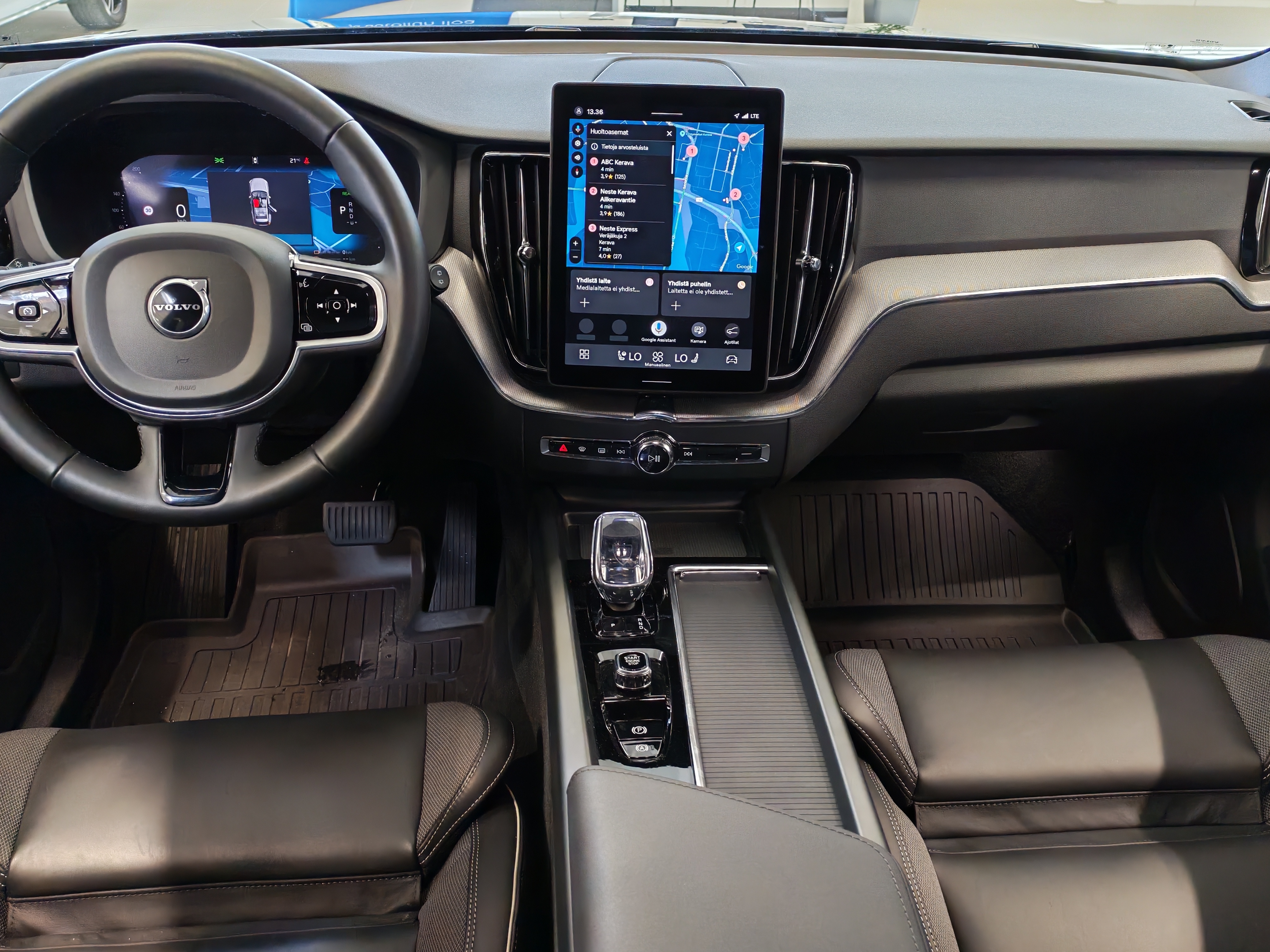 Volvo XC60 T6 AWD LONG RANGE PLUS BLACK EDITION