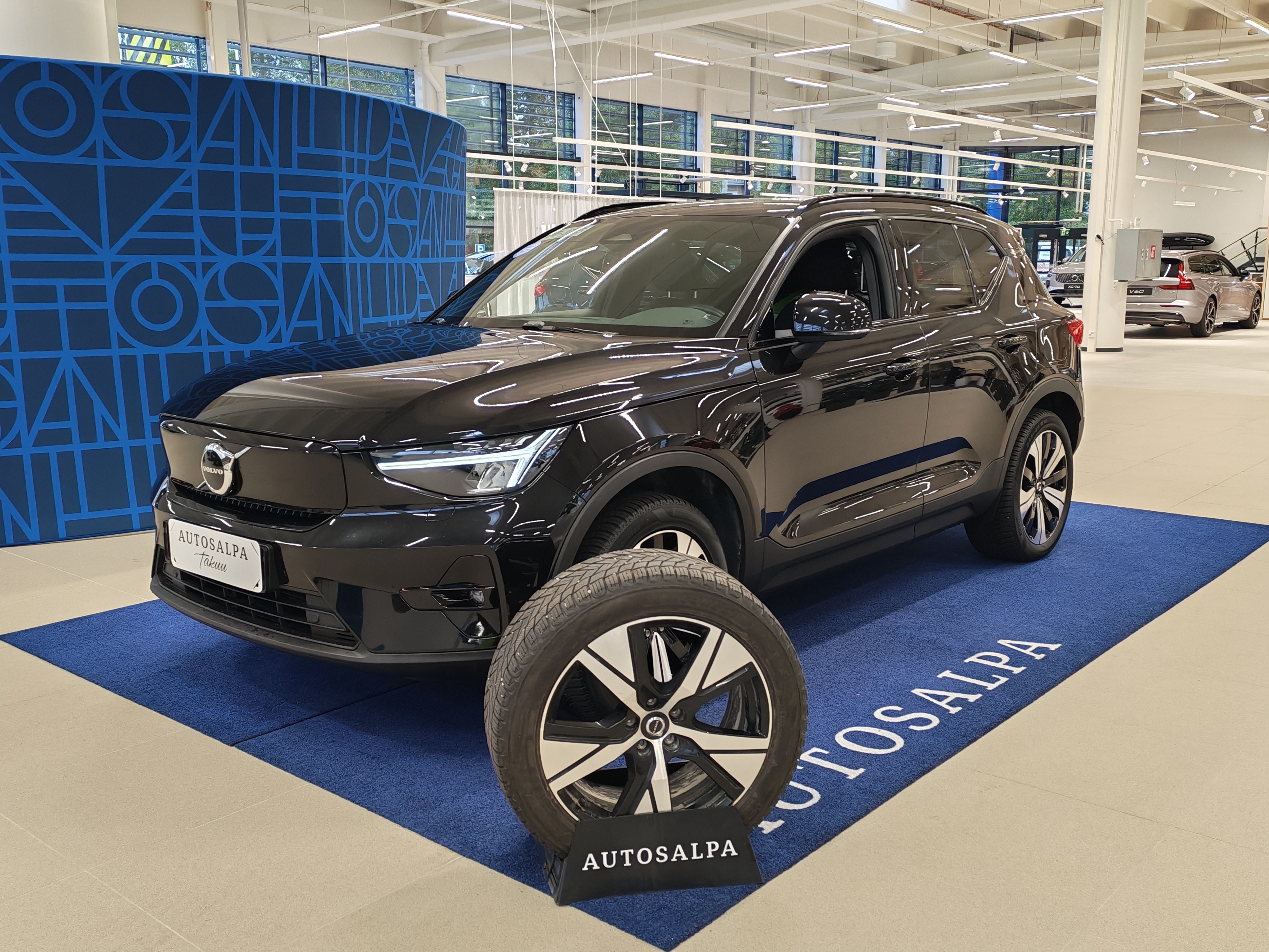 Volvo XC40 RECHARGE TWIN PLUS TAKUU 24KK/40TKM