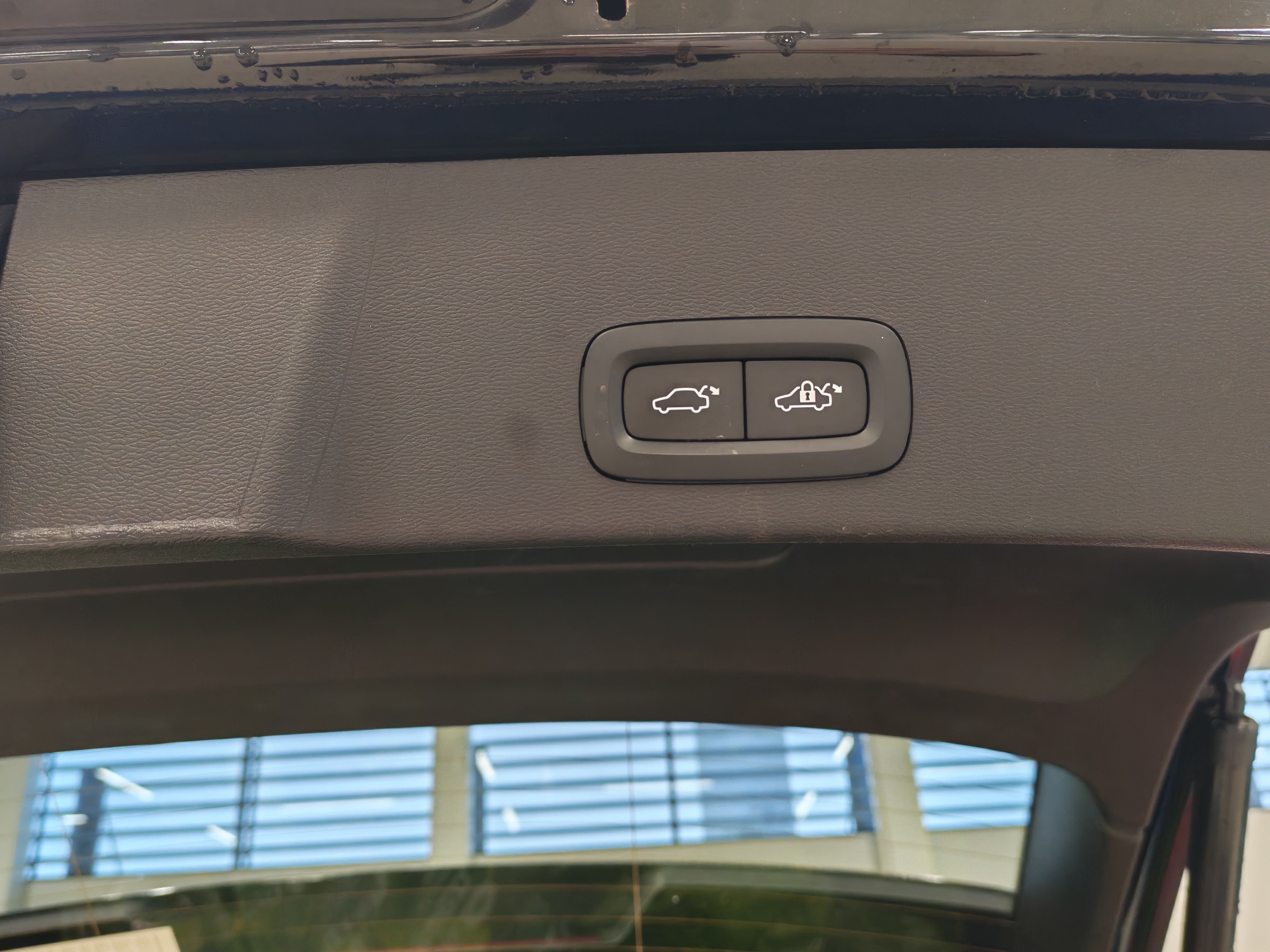 Volvo XC40 RECHARGE TWIN PLUS TAKUU 24KK/40TKM