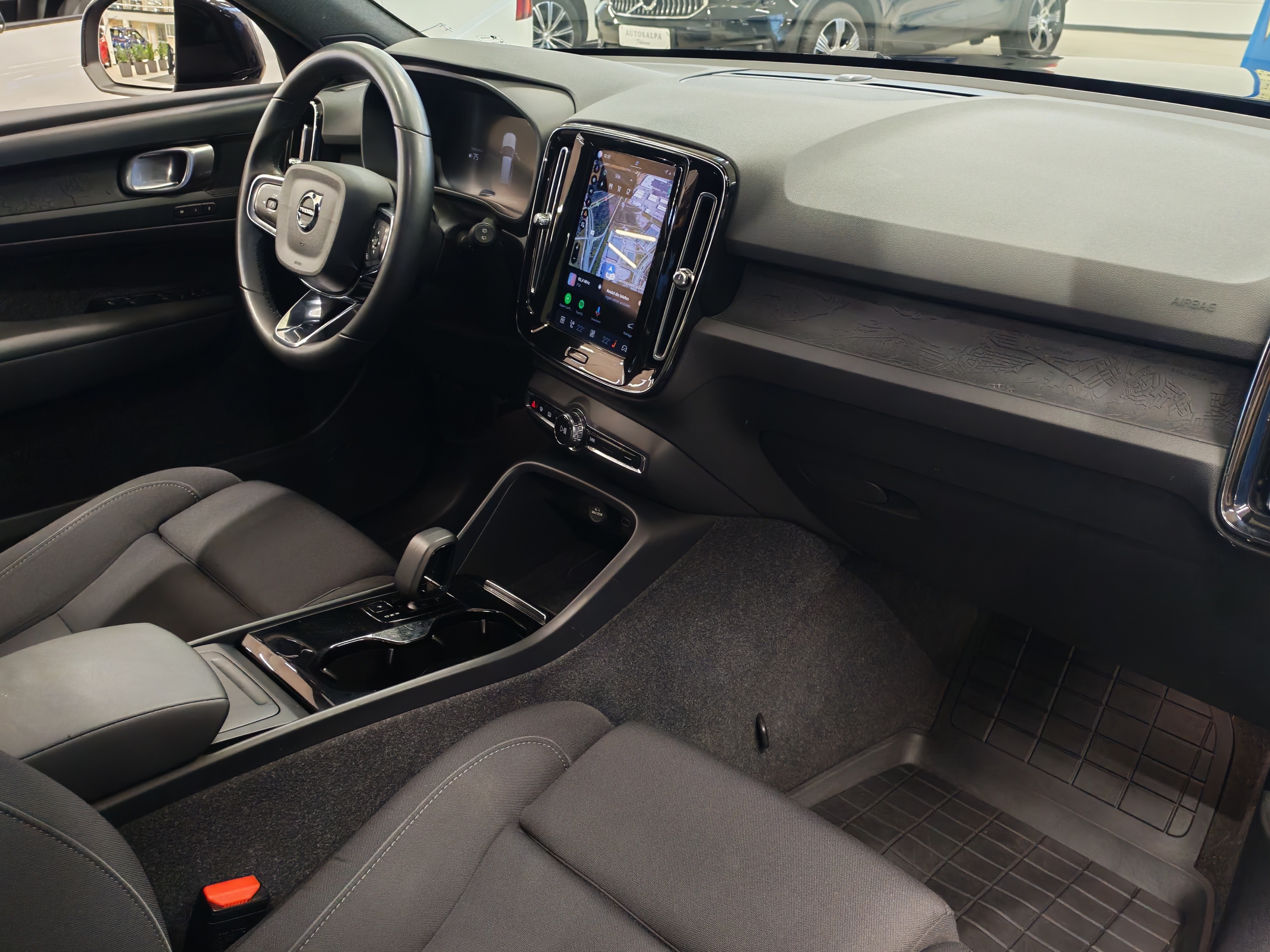 Volvo XC40 RECHARGE TWIN PLUS TAKUU 24KK/40TKM