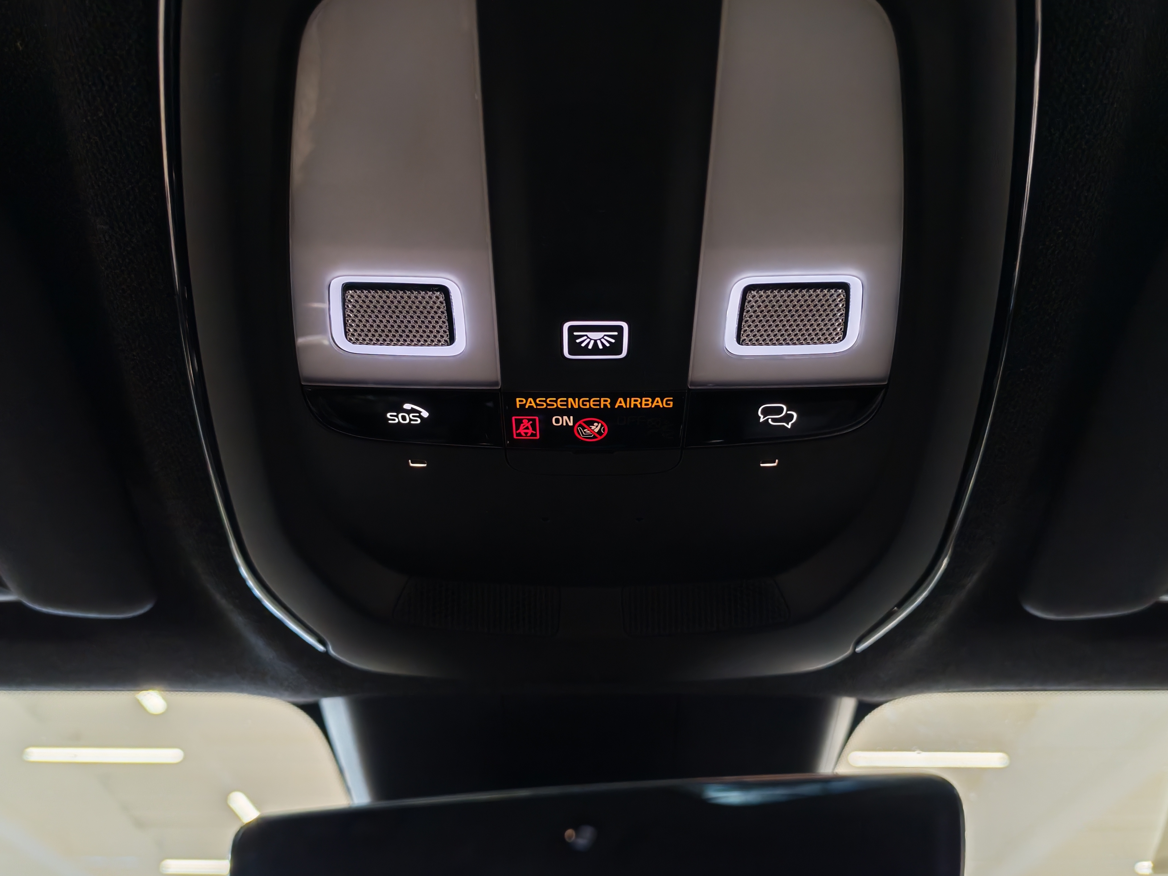 Volvo EC40 TWIN PERFORMANCE LIMITED BLACK EDITION ULTRA