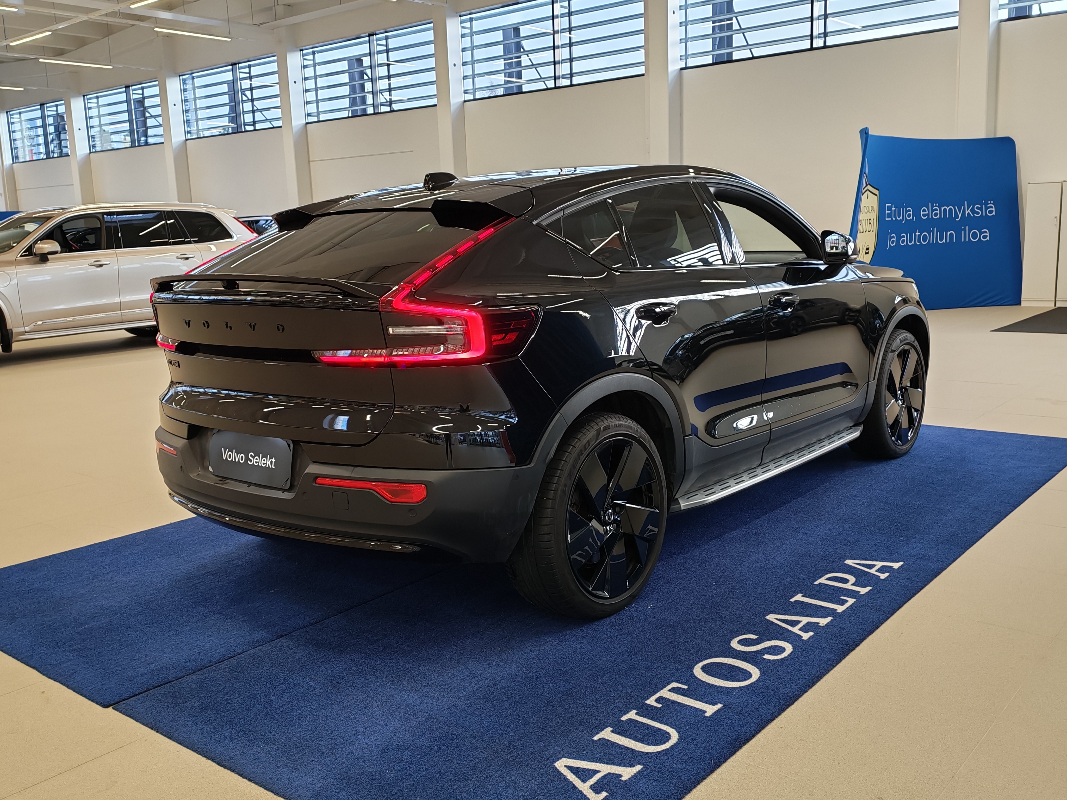 Volvo EC40 TWIN PERFORMANCE LIMITED BLACK EDITION ULTRA