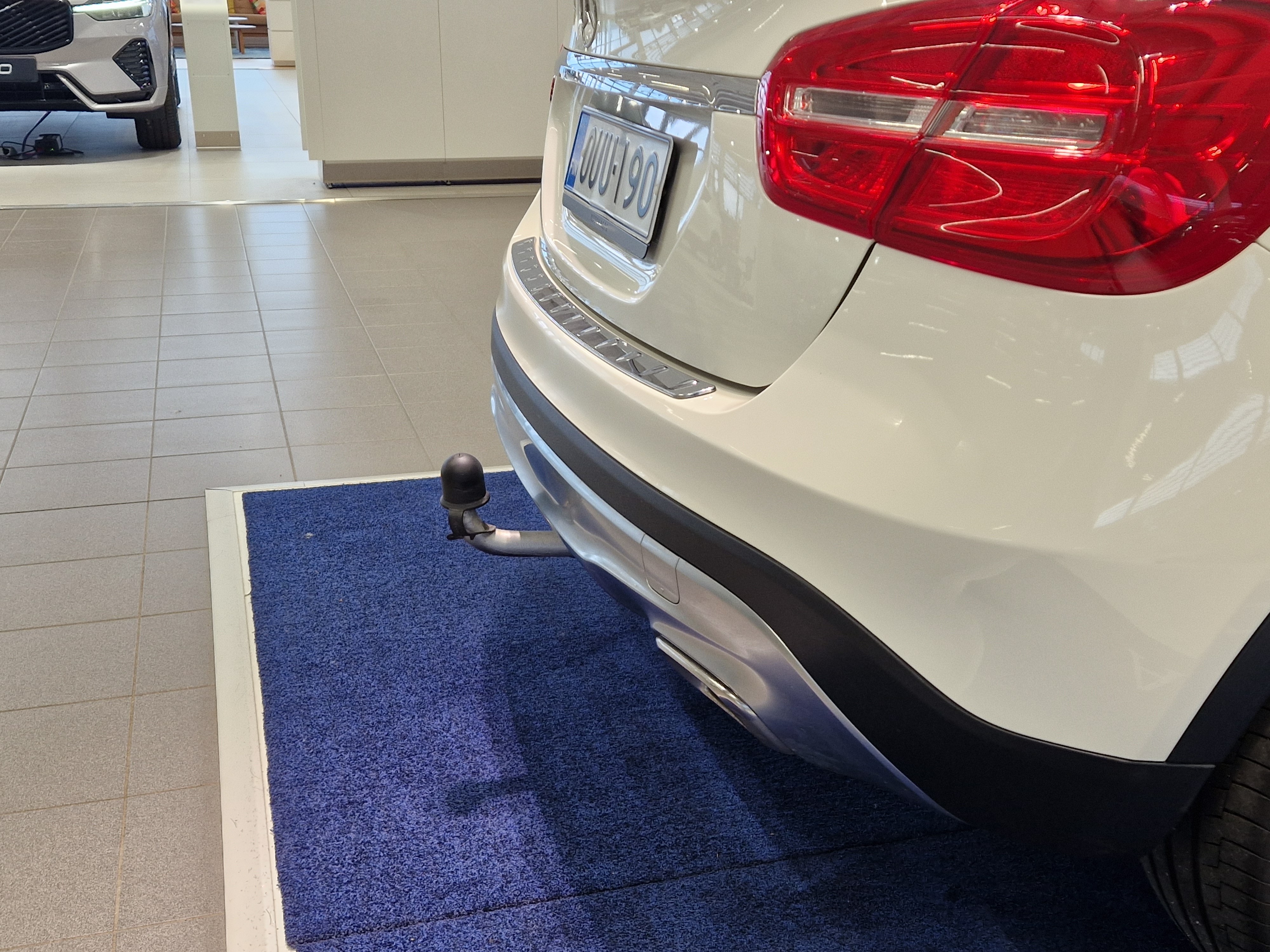 Mercedes-benz GLA 180 A PREMIUM BUSINESS