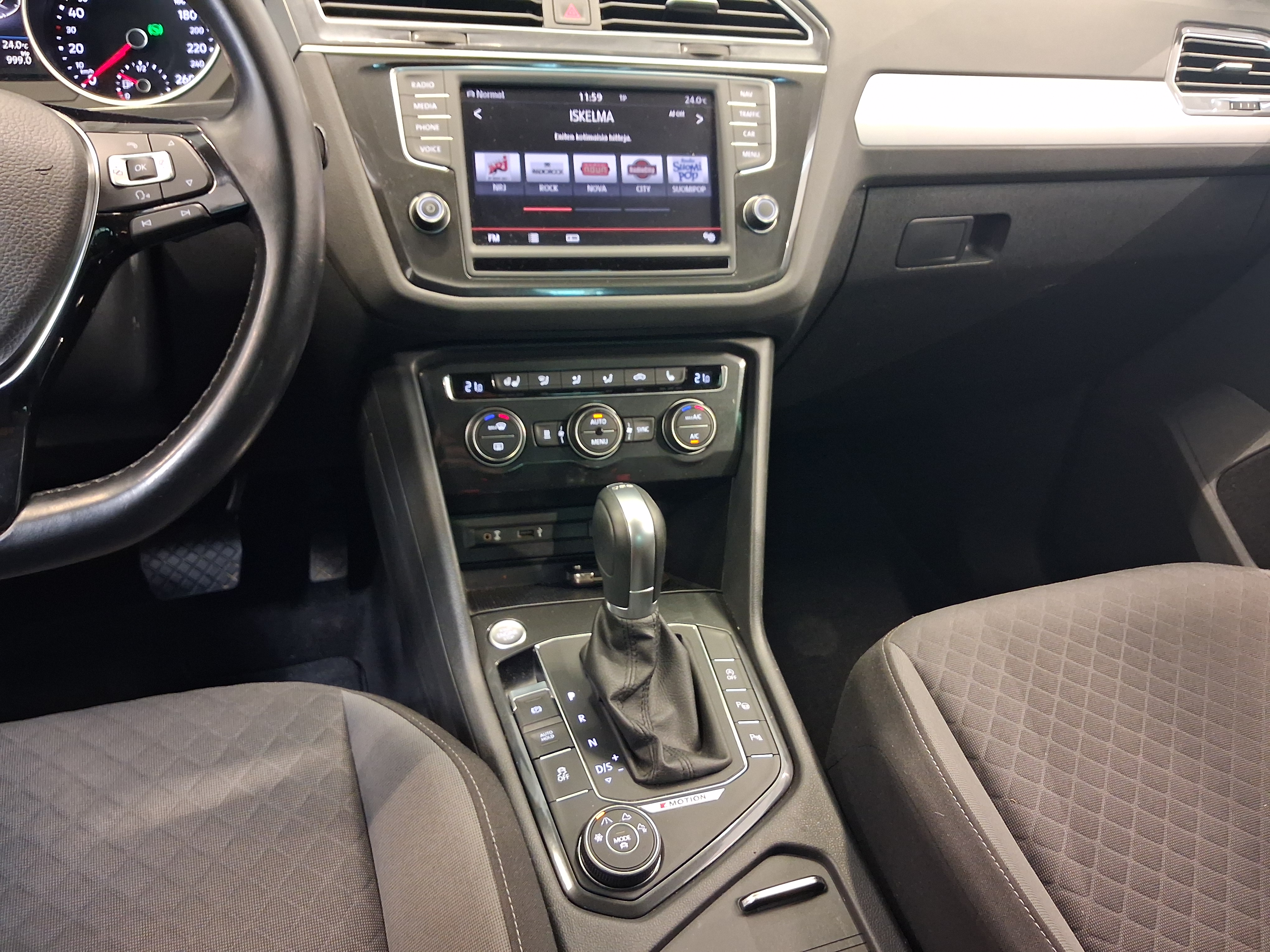 Volkswagen TIGUAN COMFORTLINE 2,0 TDI SCR 110 KW (150 HV) 4MOTION DS