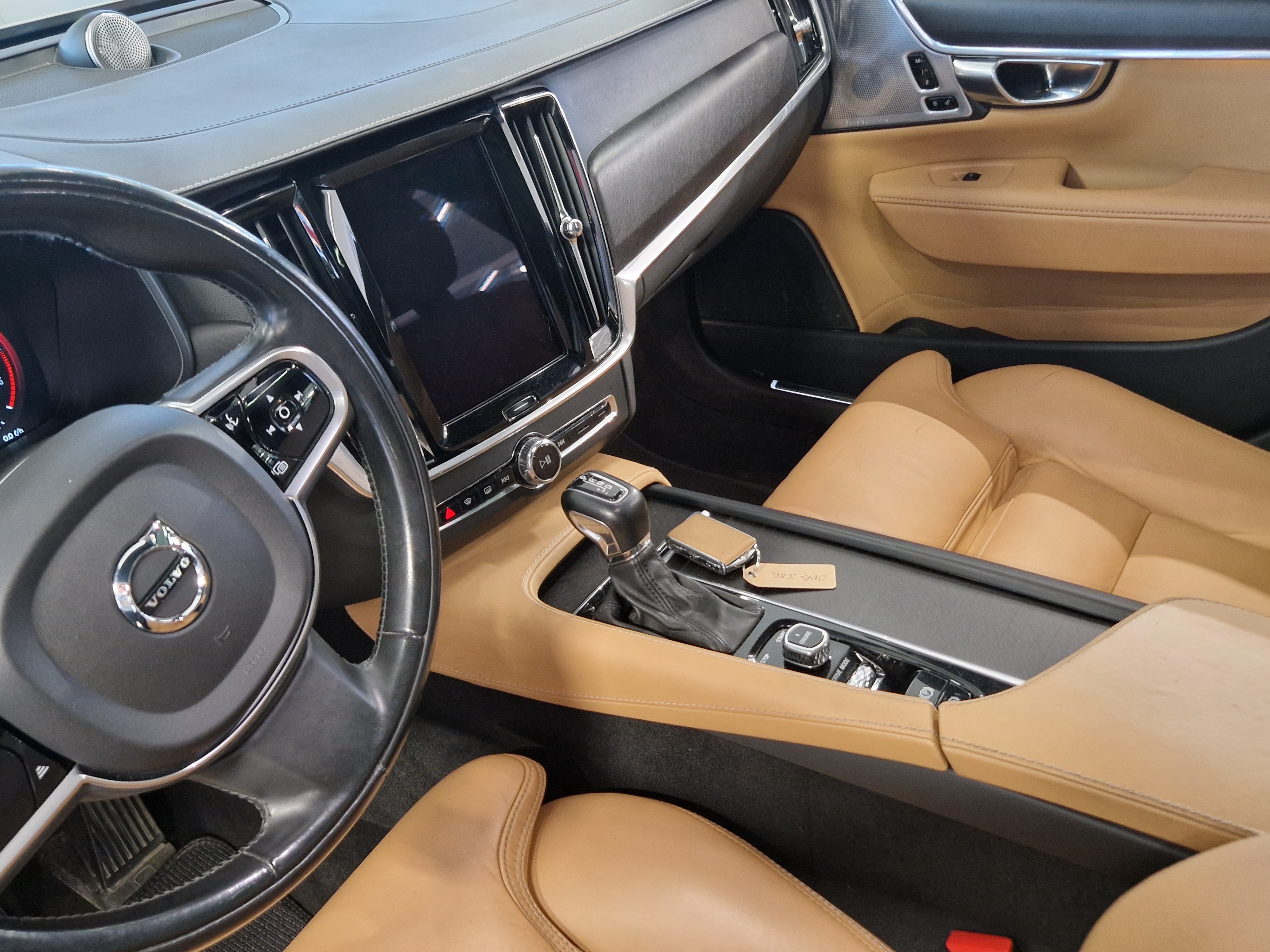 Volvo V90 CROSS COUNTRY D5 AWD PRO AUT