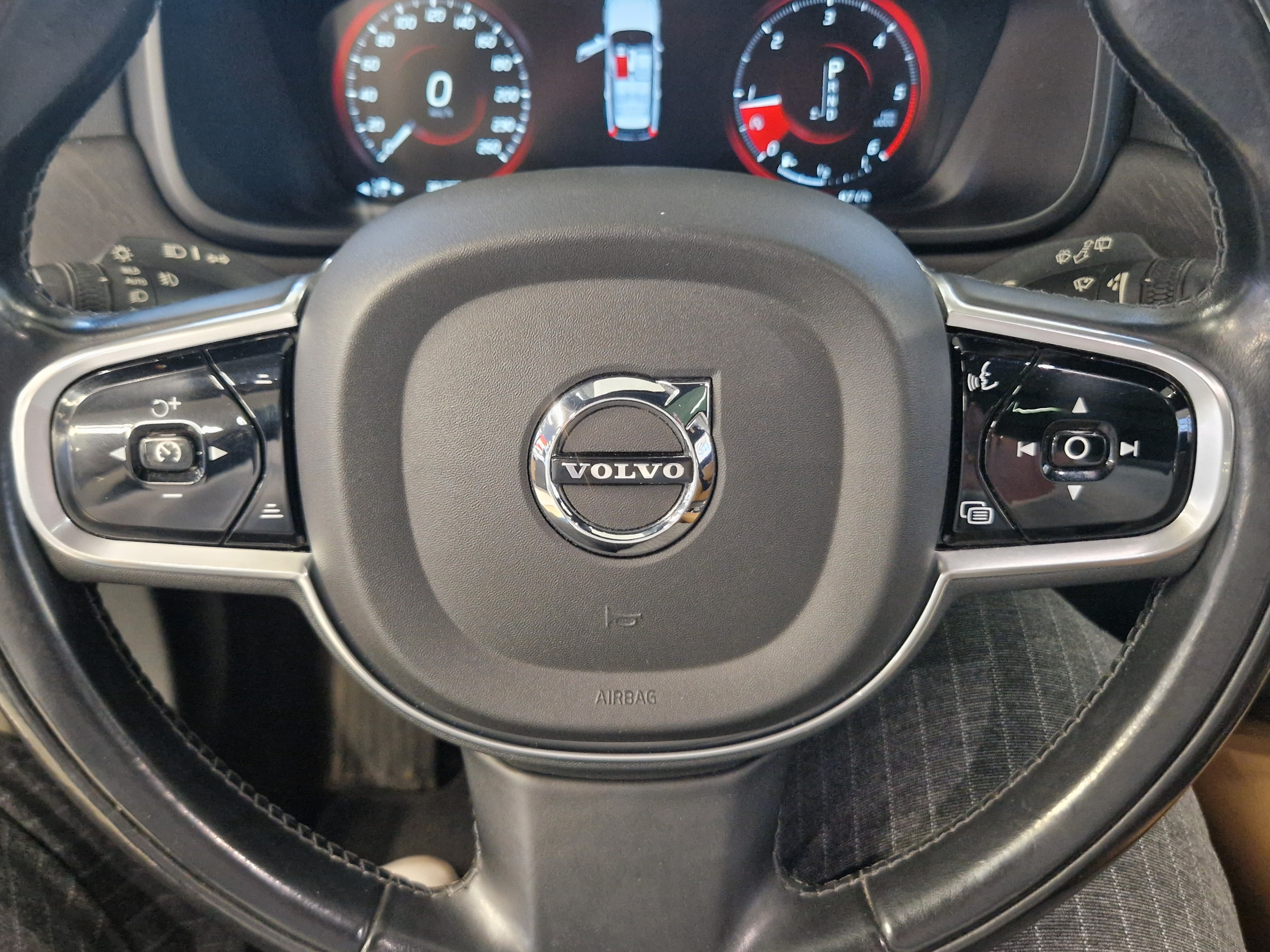 Volvo V90 Cross Country D5 AWD Pro aut 2017, kuva 6/22