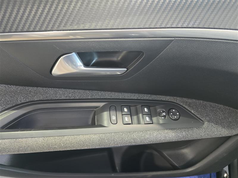 Peugeot 3008 ACTIVE PURETECH 130 AUT.
