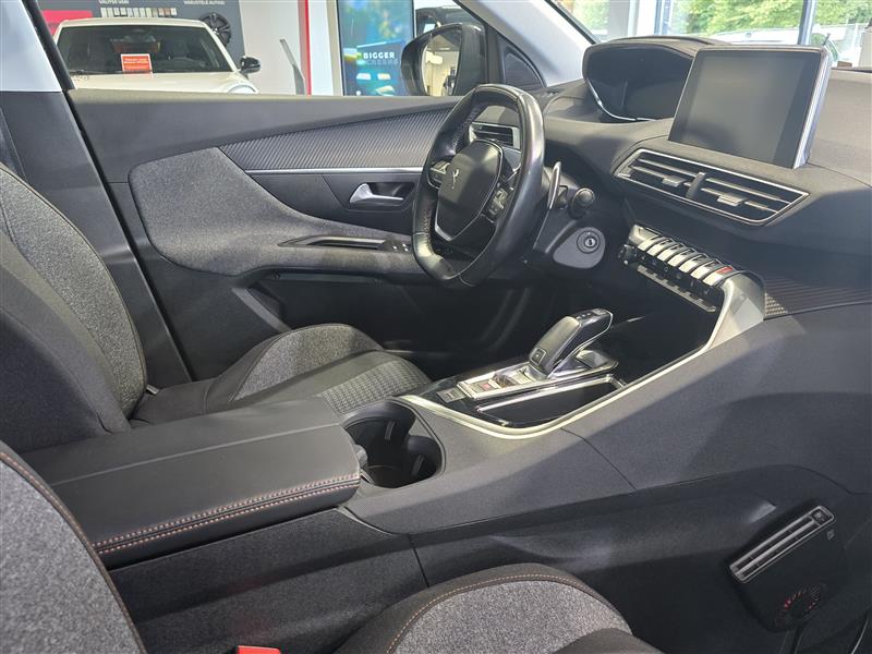 Peugeot 3008 ACTIVE PURETECH 130 AUT.