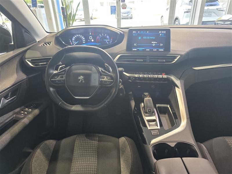 Peugeot 3008 ACTIVE PURETECH 130 AUT.