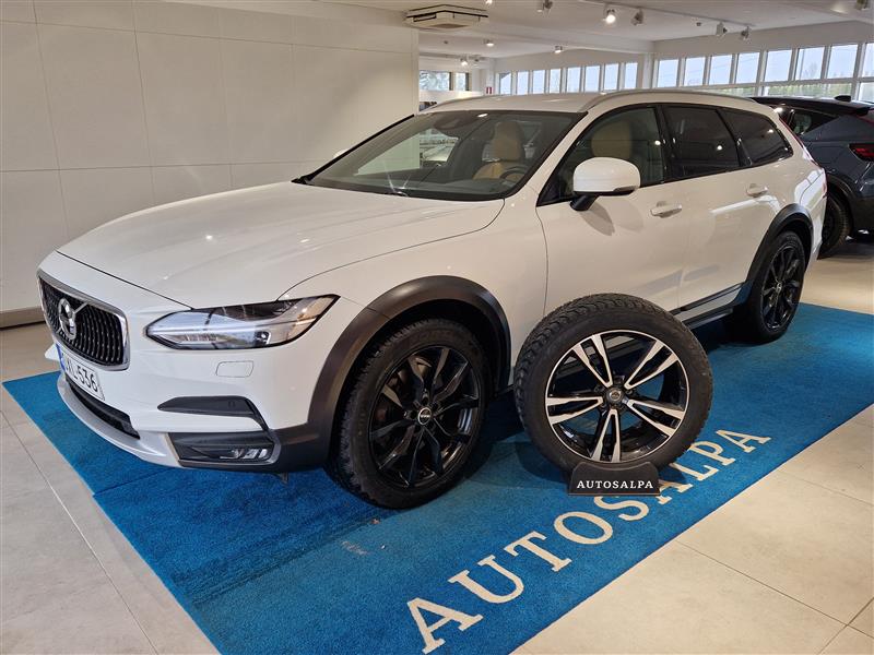 Volvo V90 Cross Country 2018, kuva 5/25