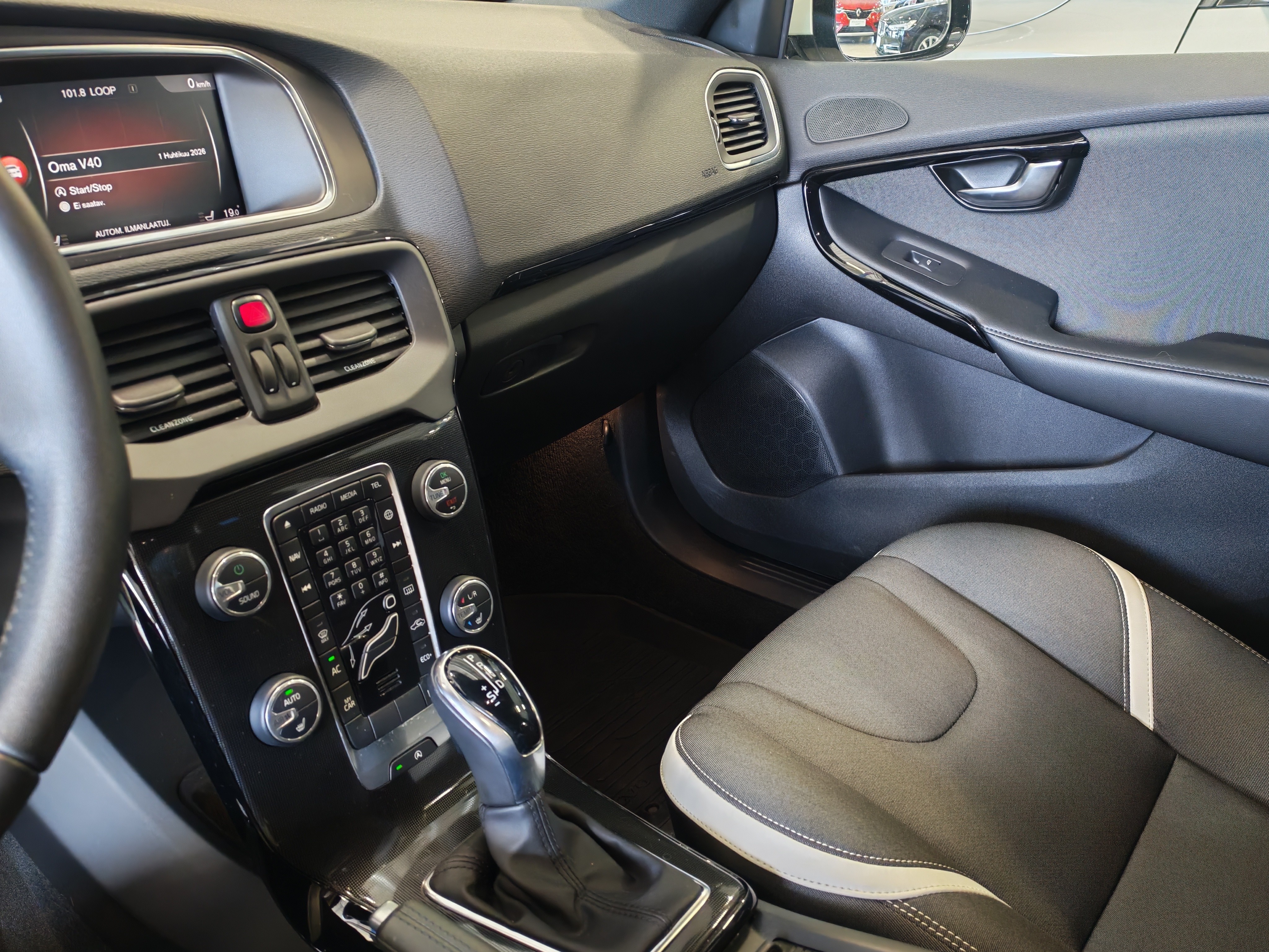Volvo V40 D2 DYNAMIC EDITION AUT TAKUU 12KK/20TKM