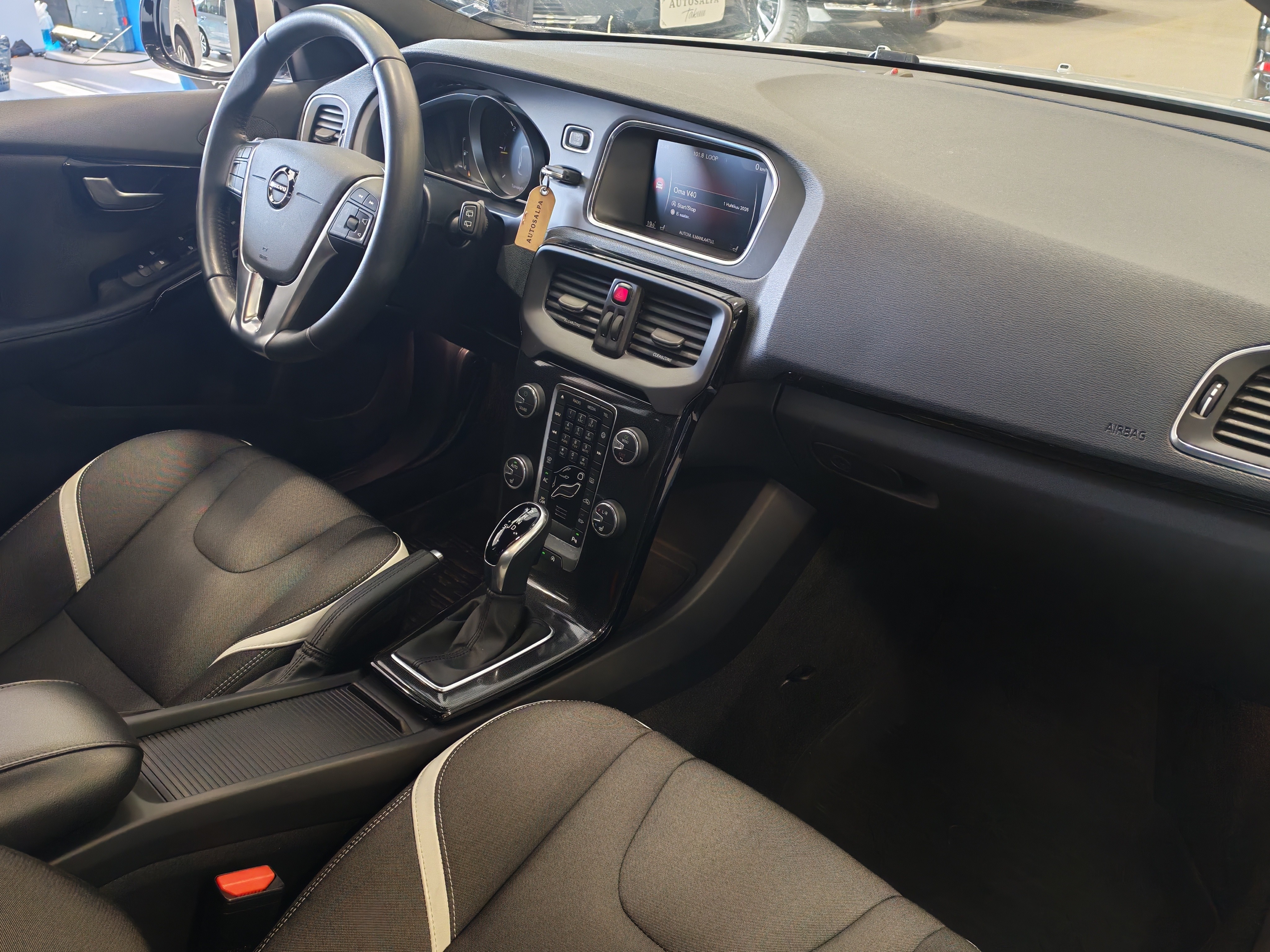 Volvo V40 D2 DYNAMIC EDITION AUT TAKUU 12KK/20TKM