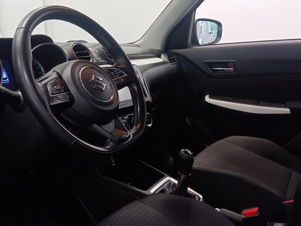 Suzuki SWIFT 1,2 DUALJET 4WD GLX 5MT HYBRID