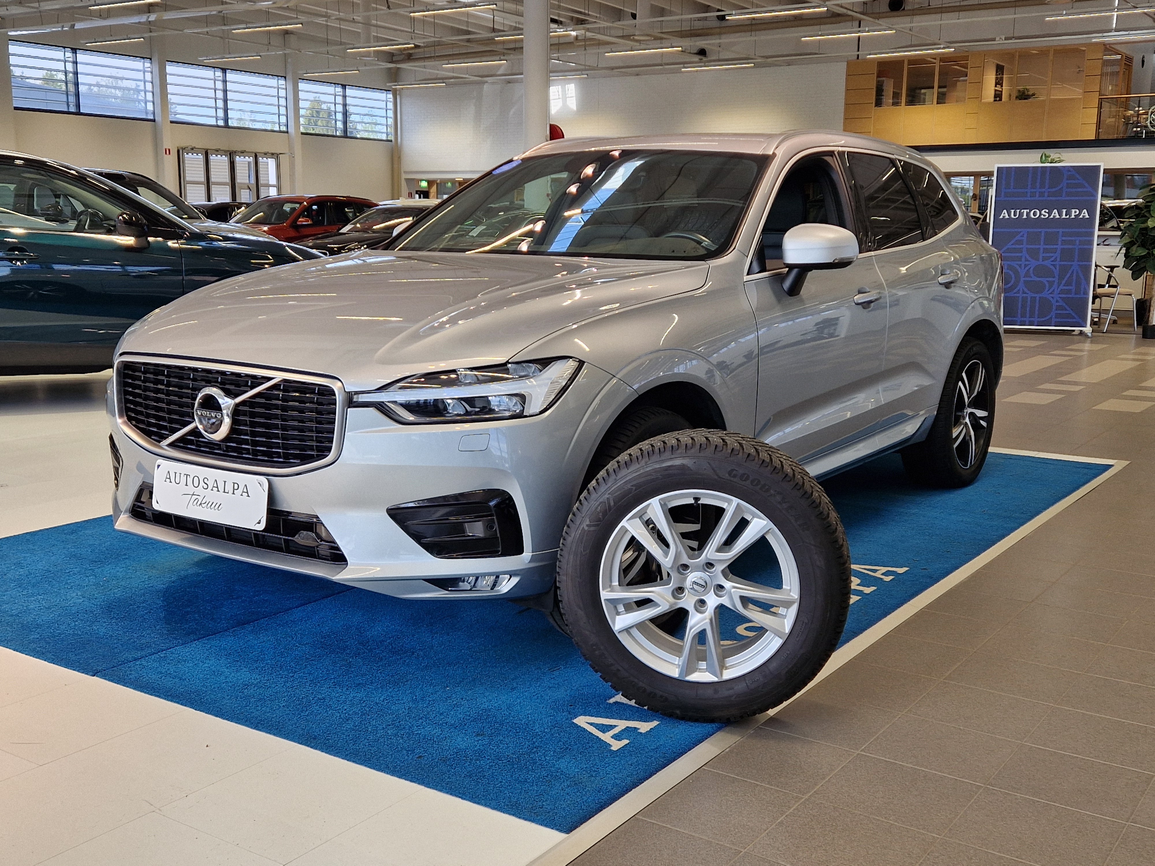 Volvo XC60 D4 BUSINESS R-DESIGN AUT TAKUU 12KK/20TKM