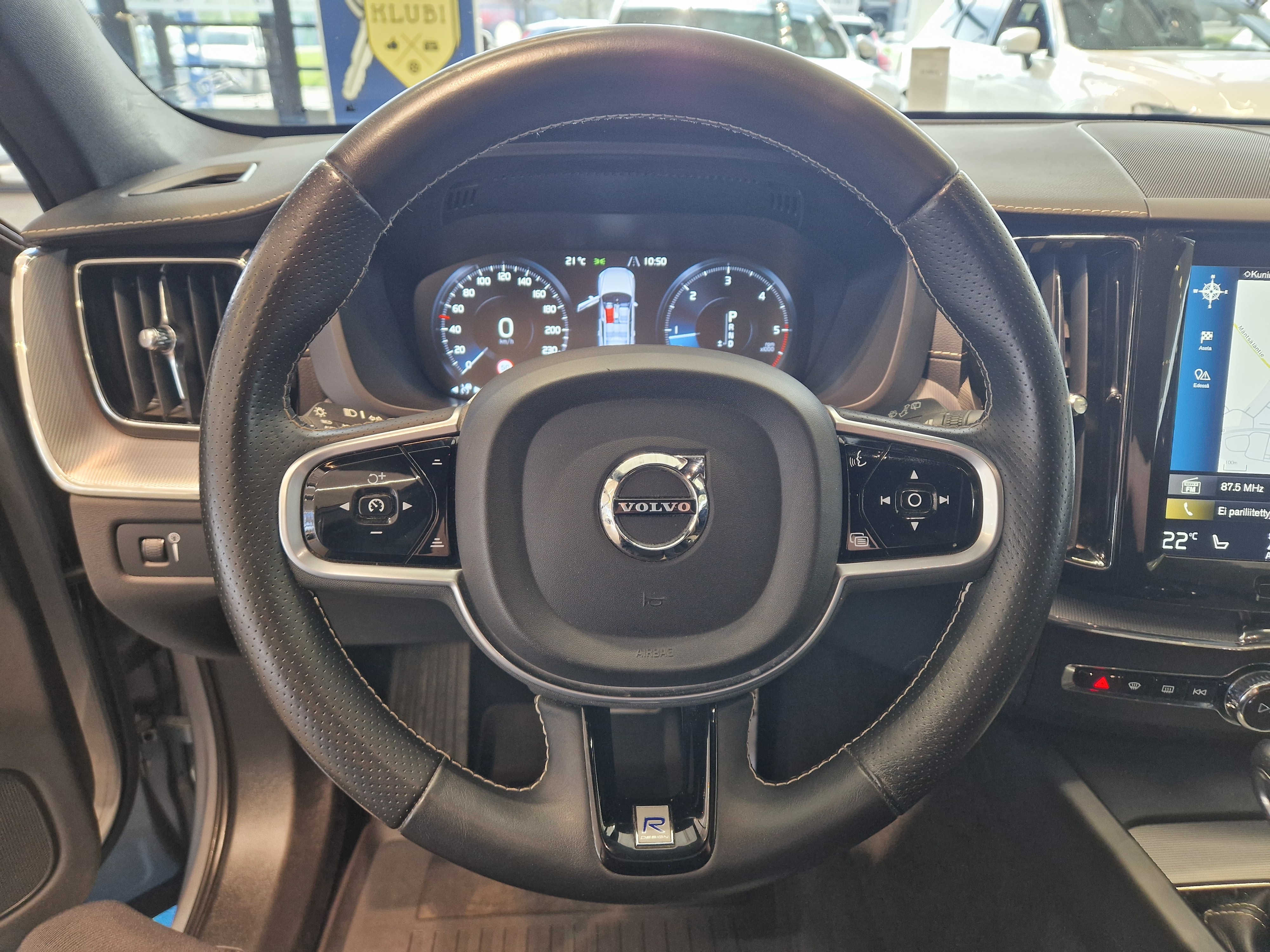Volvo XC60 D4 BUSINESS R-DESIGN AUT TAKUU 12KK/20TKM