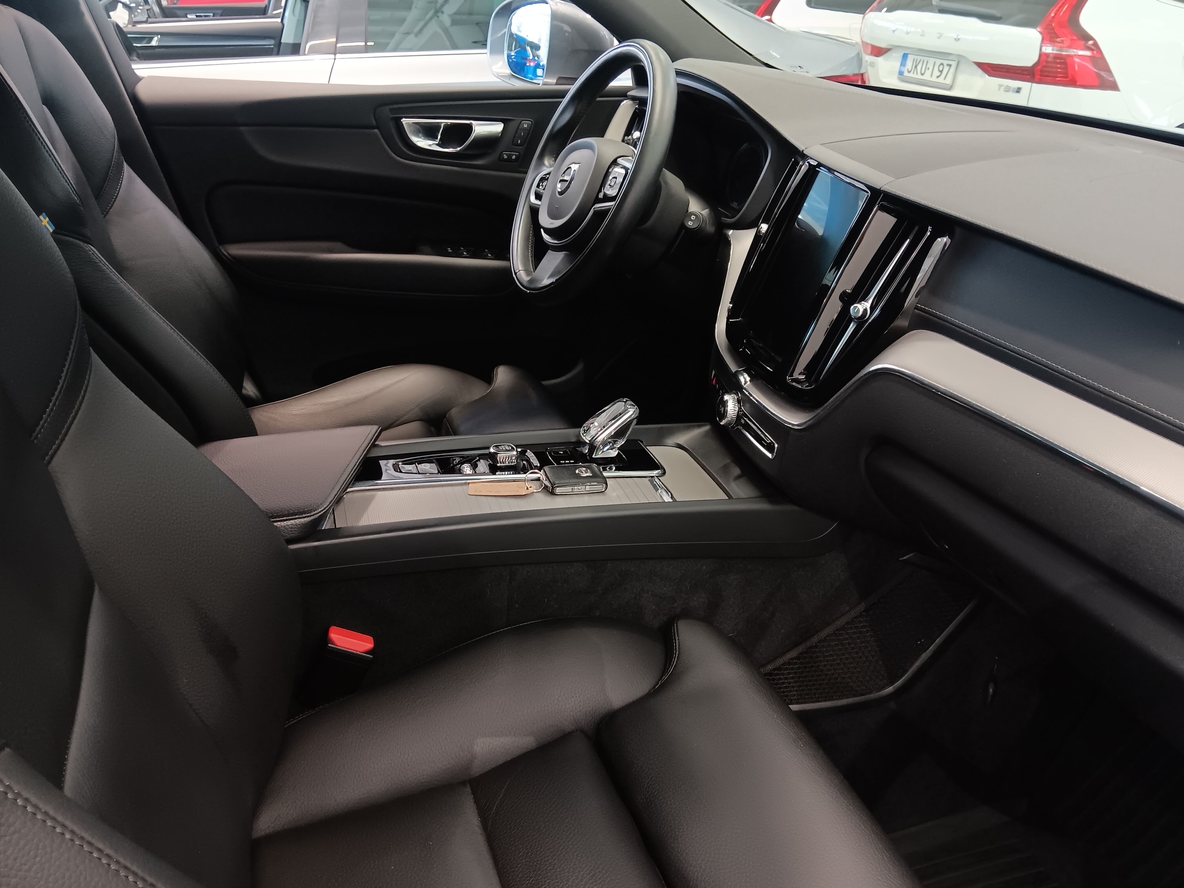 Volvo XC60 B4 AWD MHEV Inscription aut 2020, bild 7/21