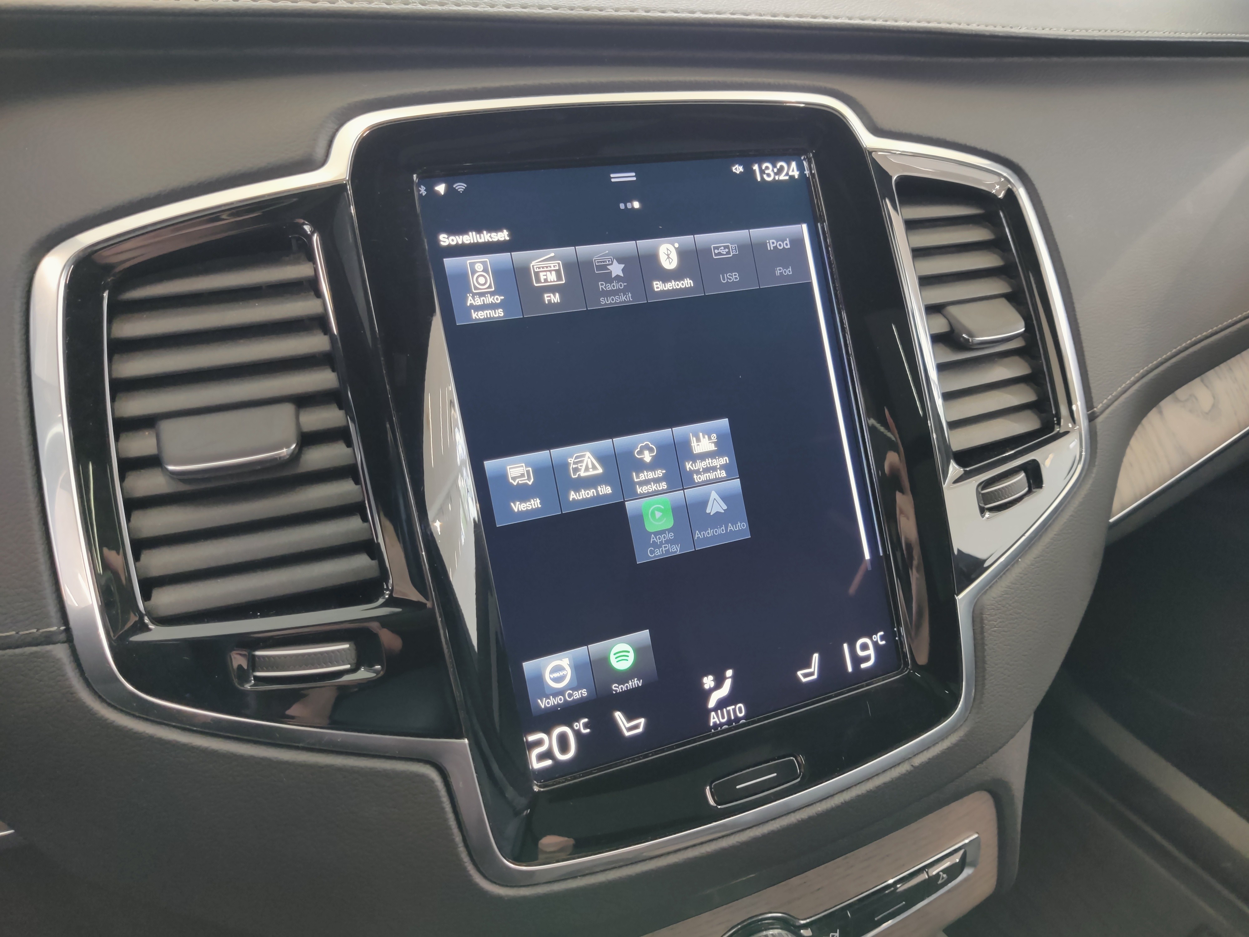 Volvo XC90 T8 TWE AWD INSCRIPTION TAKUU 12KK/20TKM