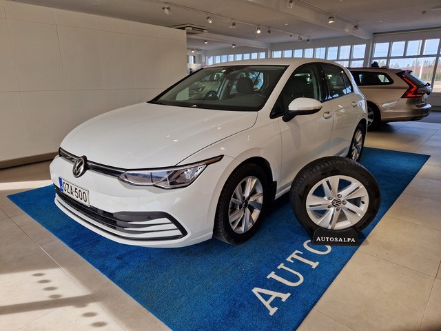 Volkswagen GOLF FIRST EDITION 1,5 ETSI 110 KW (MHEV) DSG-AUTOMAATT