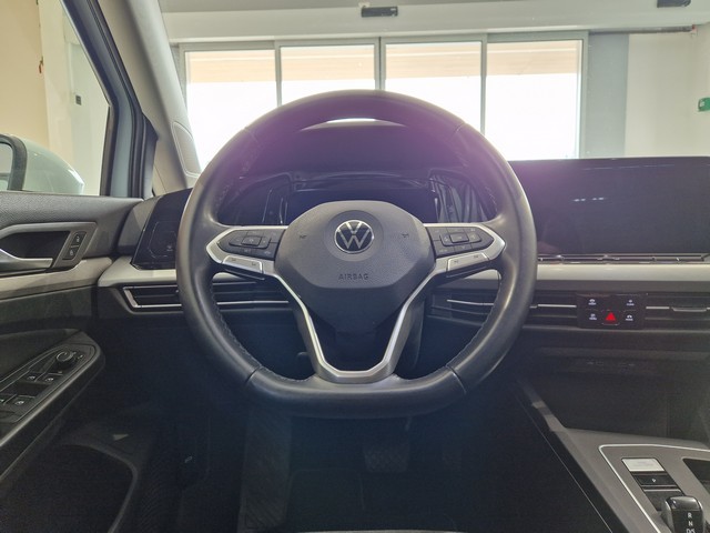 Volkswagen GOLF FIRST EDITION 1,5 ETSI 110 KW (MHEV) DSG-AUTOMAATT