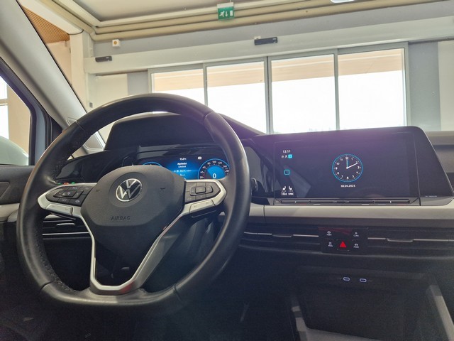 Volkswagen GOLF FIRST EDITION 1,5 ETSI 110 KW (MHEV) DSG-AUTOMAATT