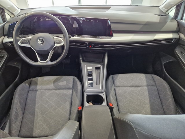 Volkswagen GOLF FIRST EDITION 1,5 ETSI 110 KW (MHEV) DSG-AUTOMAATT