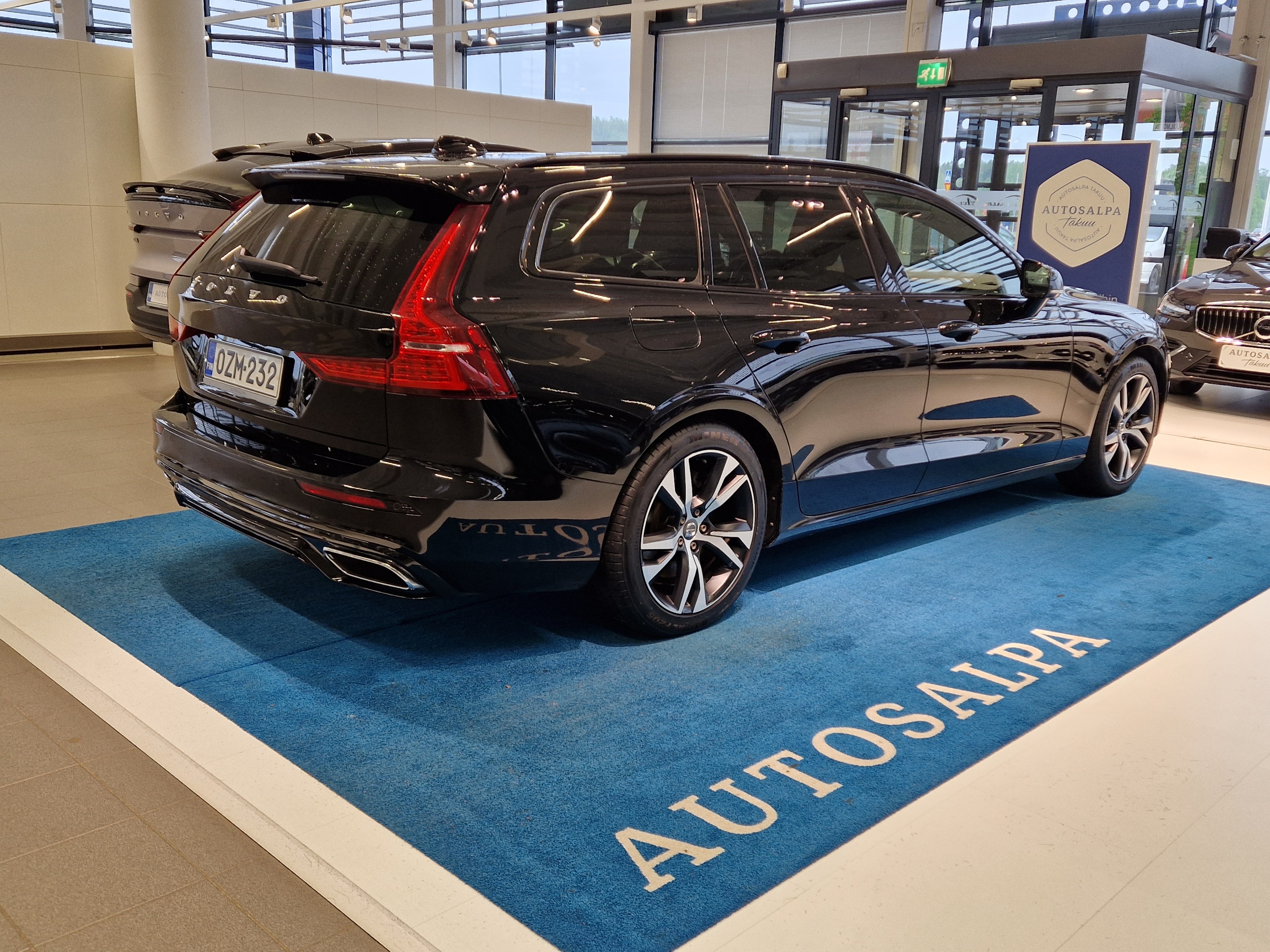 Volvo V60 2019, kuva 3/20