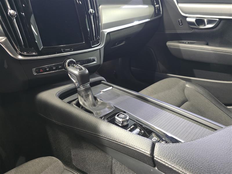 Volvo V90 D4 AWD BUSINESS AUT
