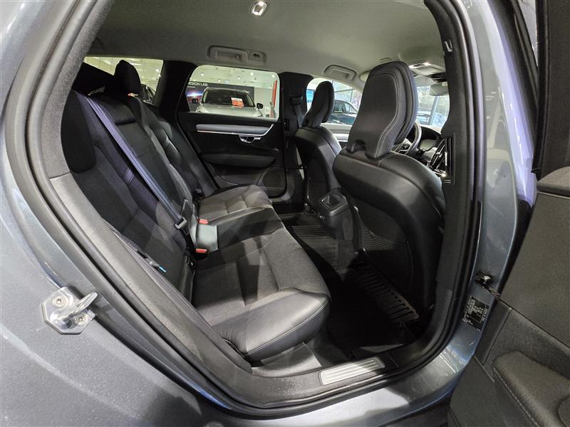 Volvo V90 D4 AWD BUSINESS AUT