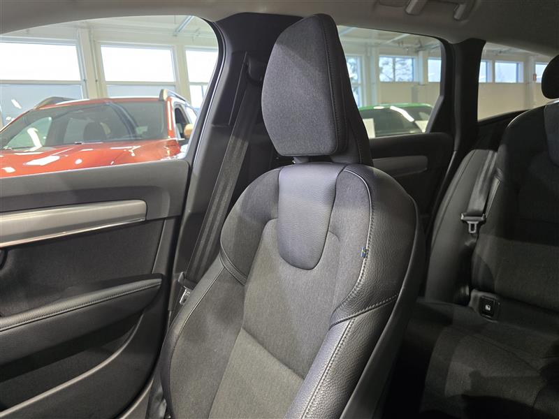 Volvo V90 D4 AWD BUSINESS AUT