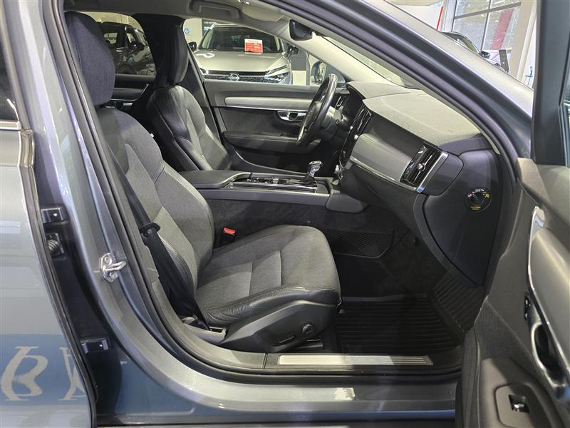 Volvo V90 D4 AWD BUSINESS AUT