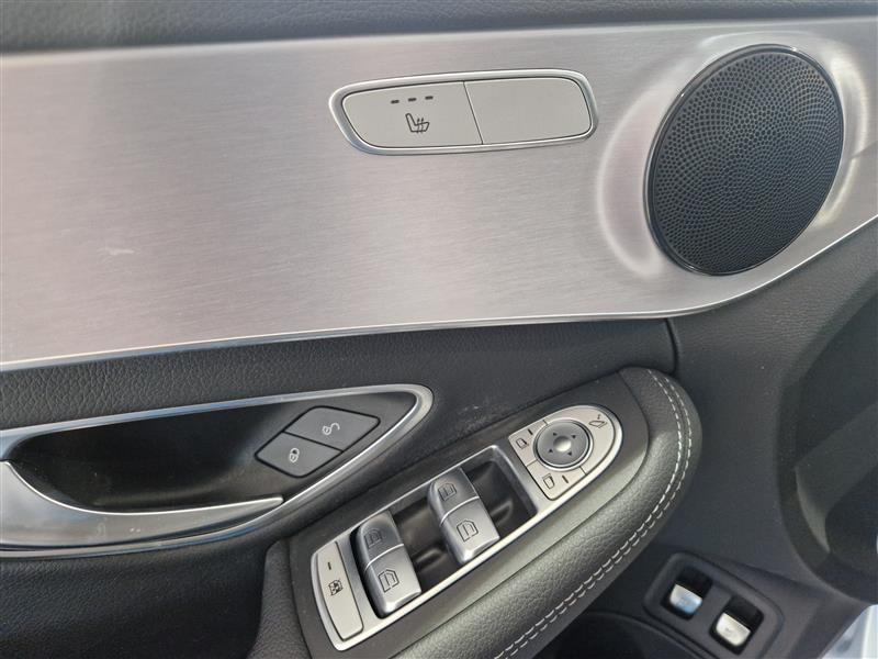 Mercedes-benz C 300 E 4MATIC A AVANTGARDE EQ. TAKUU 24KK/40TKM