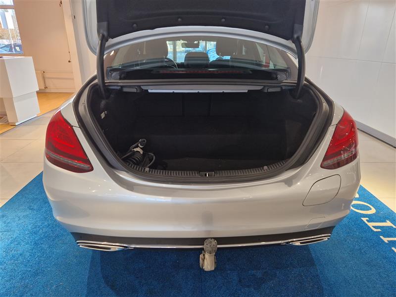 Mercedes-benz C 300 E 4MATIC A AVANTGARDE EQ. TAKUU 24KK/40TKM