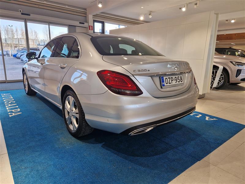 Mercedes-benz C 300 E 4MATIC A AVANTGARDE EQ. TAKUU 24KK/40TKM