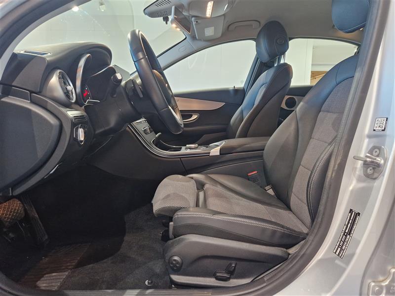 Mercedes-benz C 300 E 4MATIC A AVANTGARDE EQ. TAKUU 24KK/40TKM