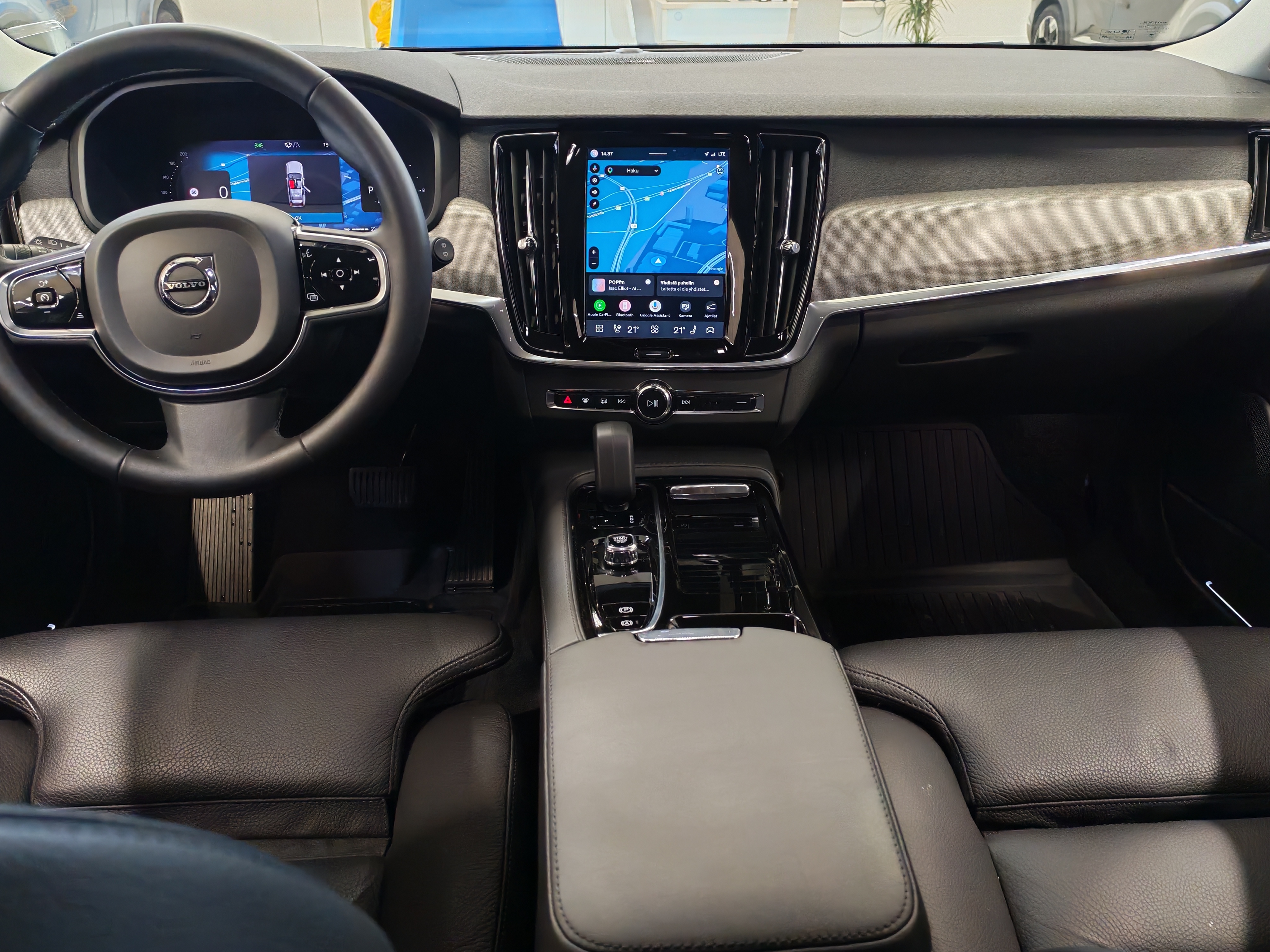 Volvo V90 T6 AWD Long Range Plus Bright 2024, photo 4/20