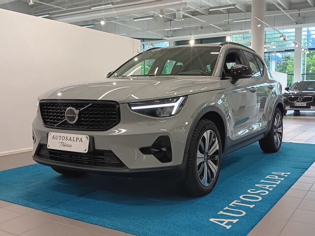 volvo XC40 T4 TWE PLUS DARK AUT