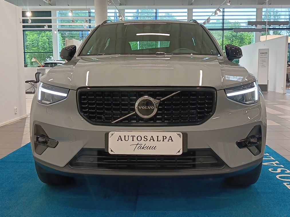 Volvo XC40 T4 TWE PLUS DARK AUT