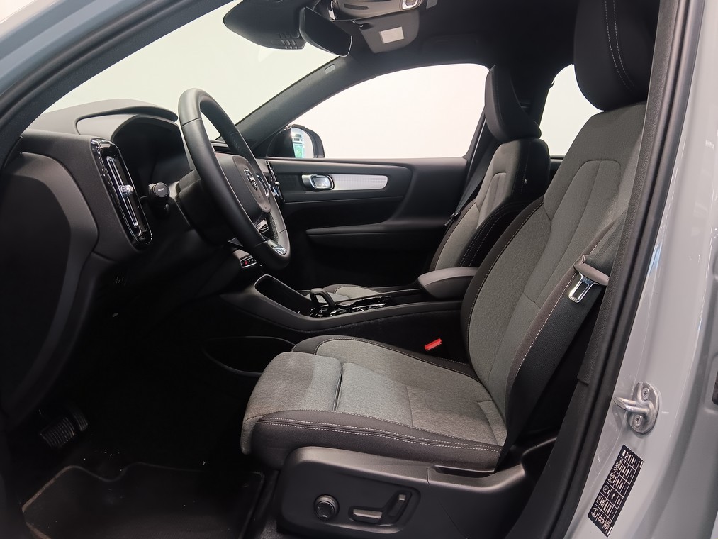 Volvo XC40 T4 TWE PLUS DARK AUT
