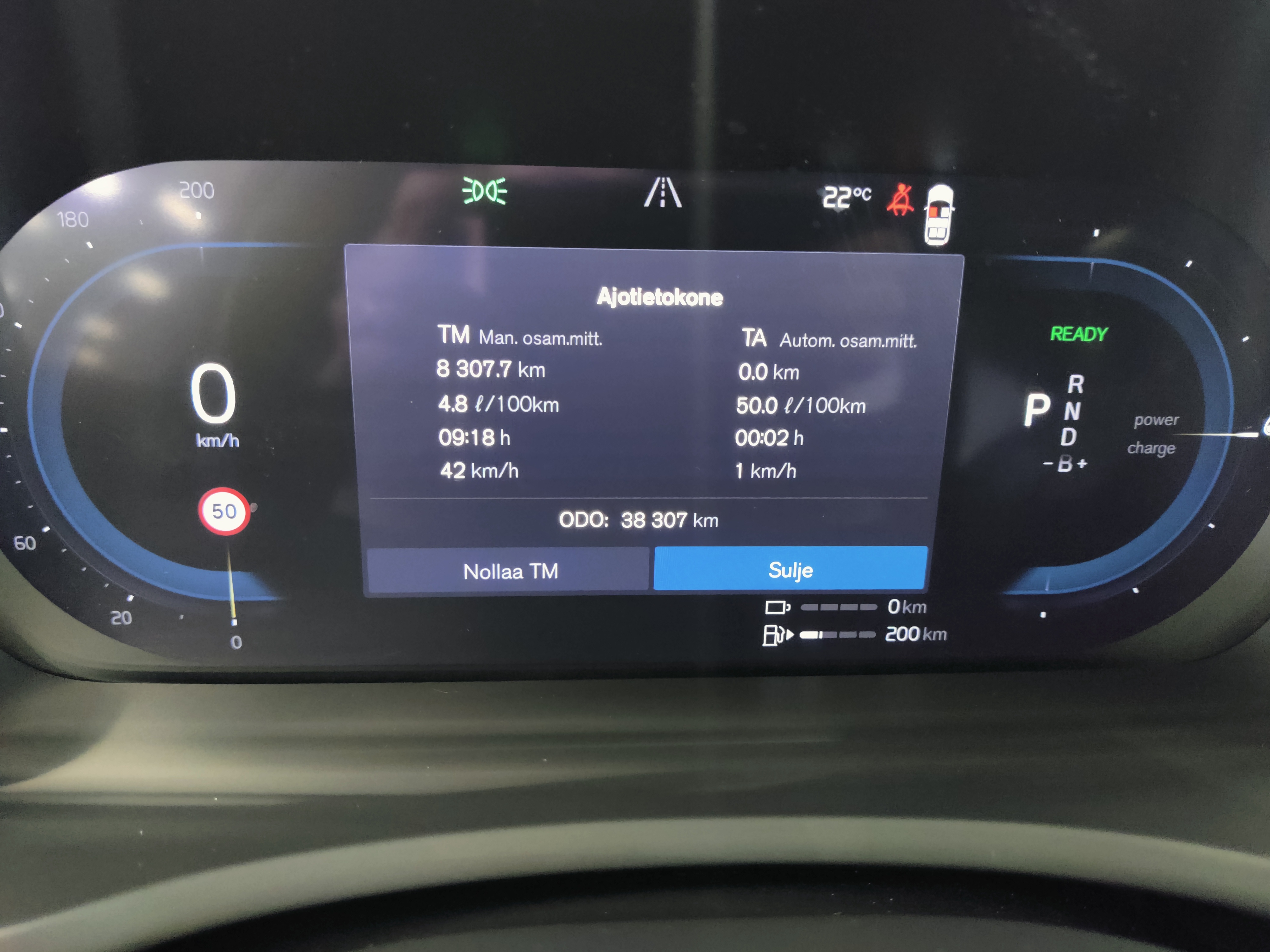 Volvo XC90 T8 AWD LONG RANGE ULTIMATE BRIGHT TAKUU 24KK/40TKM