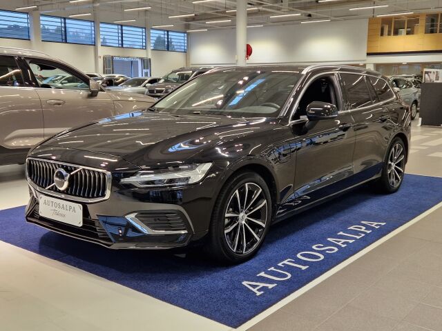 volvo V60 T8 AWD LONG RANGE PLUS BRIGHT TAKUU 24KK/40TKM