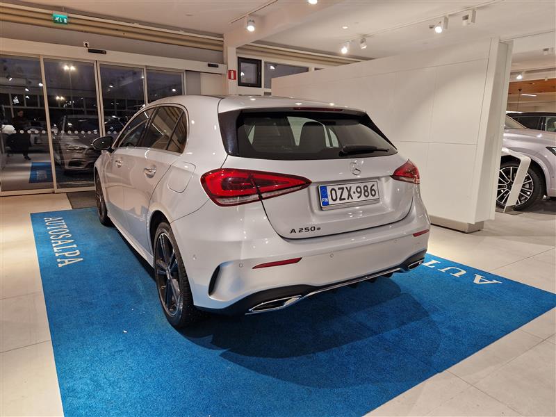Mercedes-benz A 250 E A BUSINESS AMG EQ POWER.TAKUU 24KK/40TKM