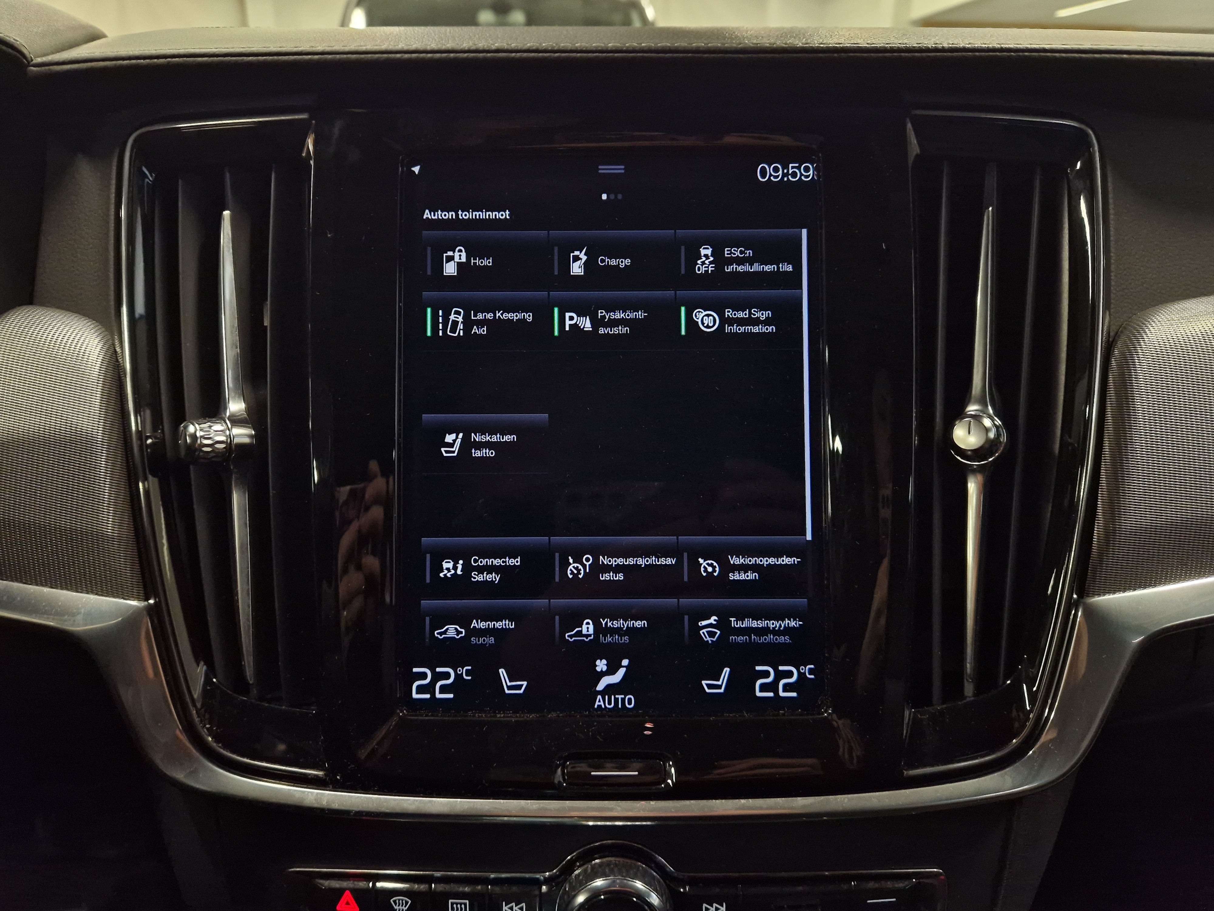 Volvo V90 T8 TWE AWD INSCRIPTION AUT TAKUU 24KK/40TKM