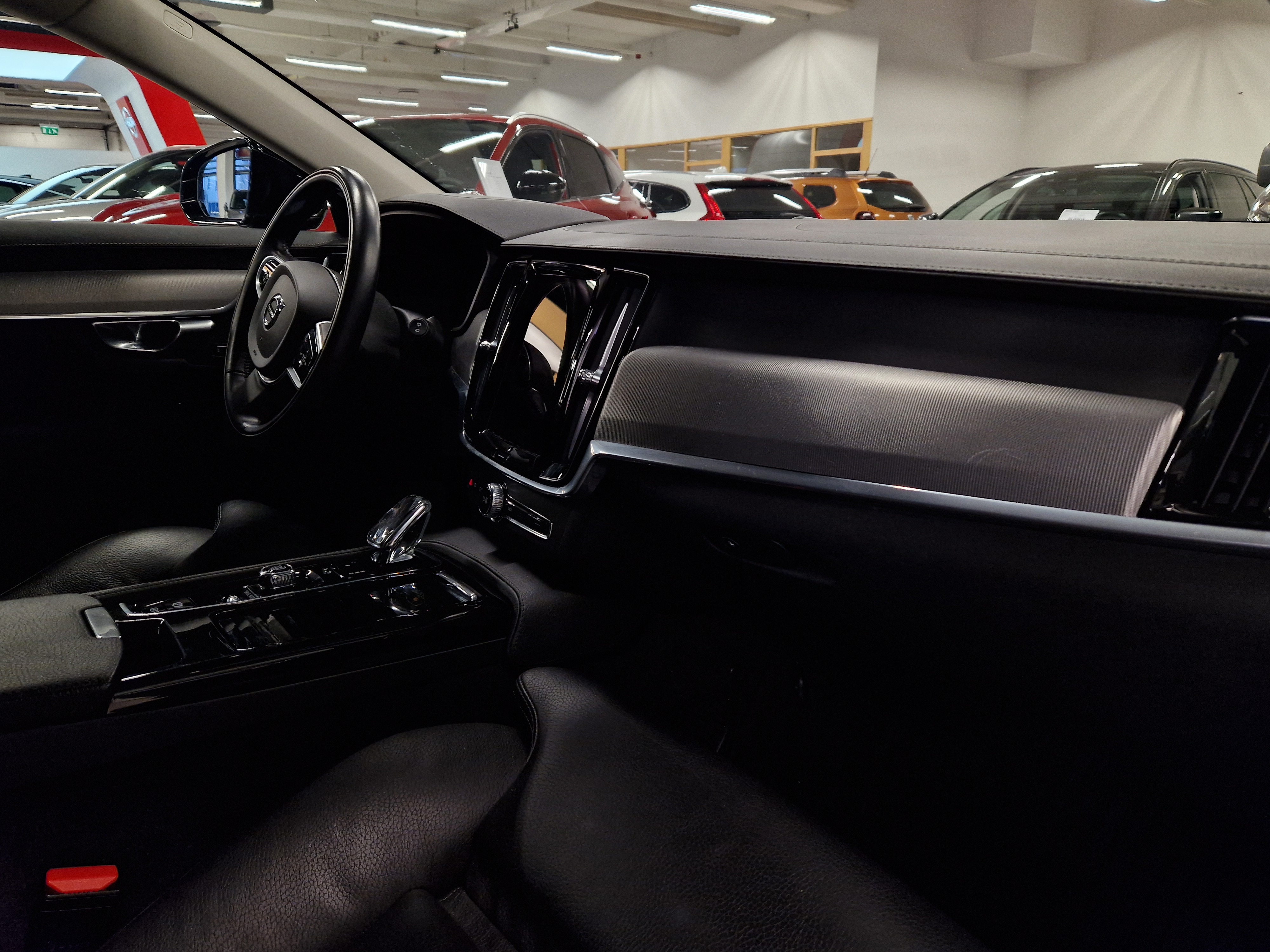 Volvo V90 T8 TWE AWD INSCRIPTION AUT TAKUU 24KK/40TKM